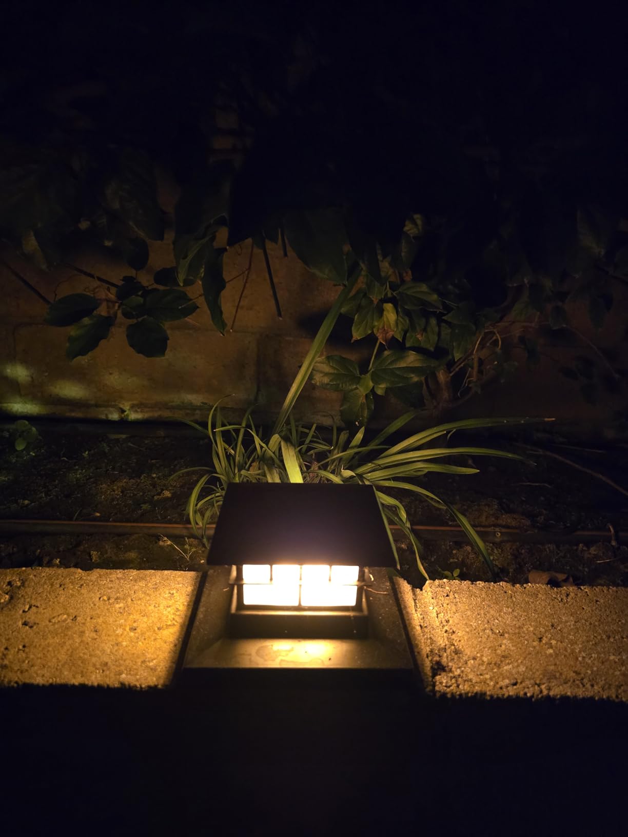 LUTEC 8 Pack Solar Post Cap Lights, IP65 Waterproof Solar Flame Fence Post Lights for 4x4 5x5 6x6 Wooden/Vinyl Posts, Flickering Flame Warm White 3000K LED Lighting Decor for Yard, Patio, Deck, Black customer photo 1