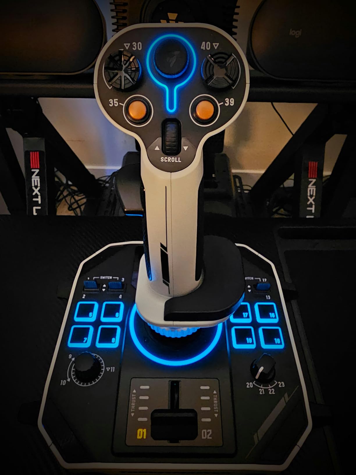 Thrustmaster Sol-R6 Throttle for flight simulation (Compatible with PC) customer photo 2