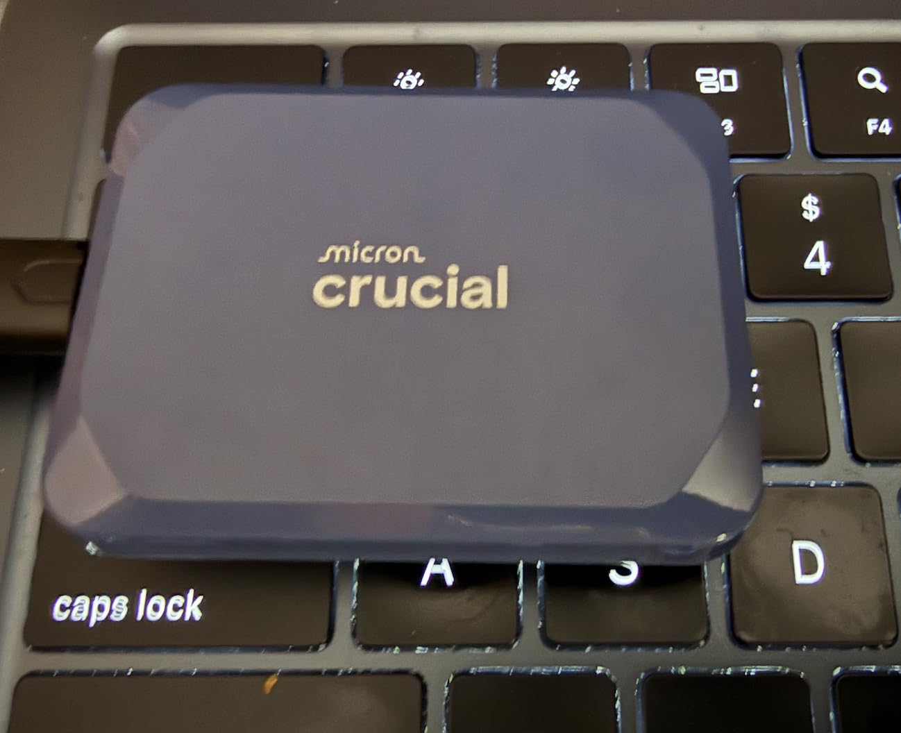 Crucial X10 4TB Portable SSD, Up to 2,100MB/s, USB 3.2 USB-C, External Solid State Drive, Compatible with Windows, Mac & Android, Durable Storage for Games, Photos & Files, Black - CT4000X10SSD9C02 customer photo 1