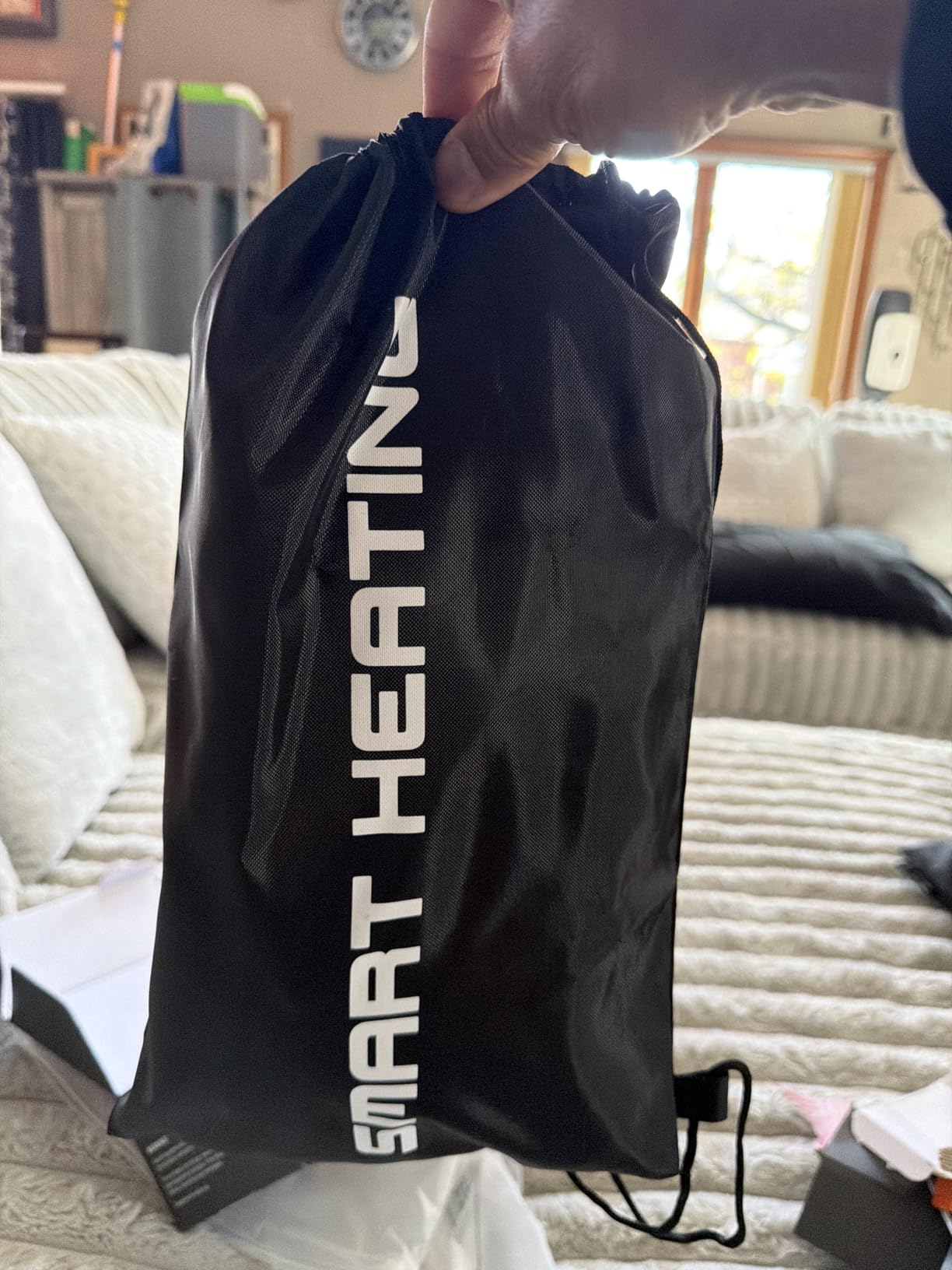 Heated Gloves, Rechargeable Heated Gloves for Men Women, Waterproof Electric Heating Ski Gloves with Touchscreen for Cold Weather Skiing Snowboarding Hiking Hunting Gifts (Black,L) customer photo 2