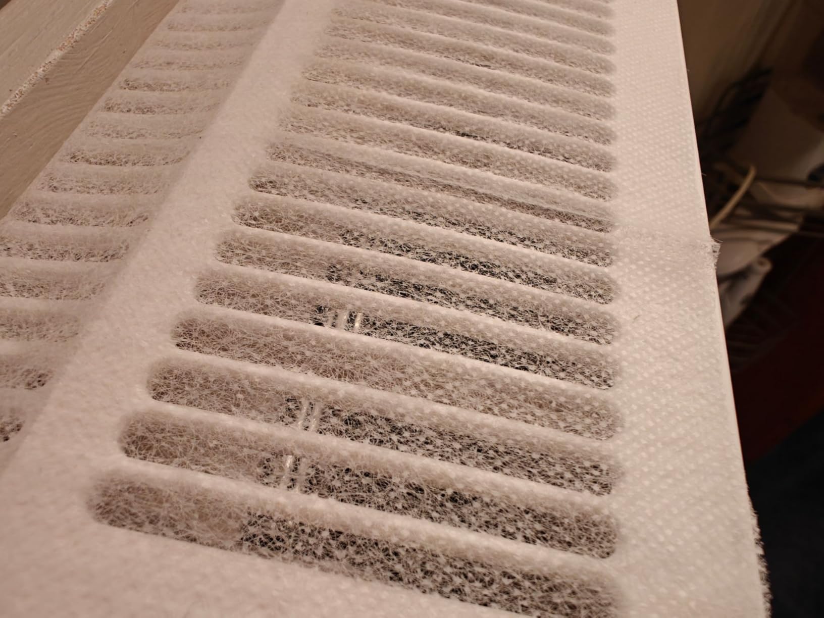 Wall-Mounted Space Heater with ECO Thermostat and Remote Control, LED Display, 60°/90°/120° Oscillation Modes, 24-Hour Timer, Indoor Electric Space Heater customer photo 1