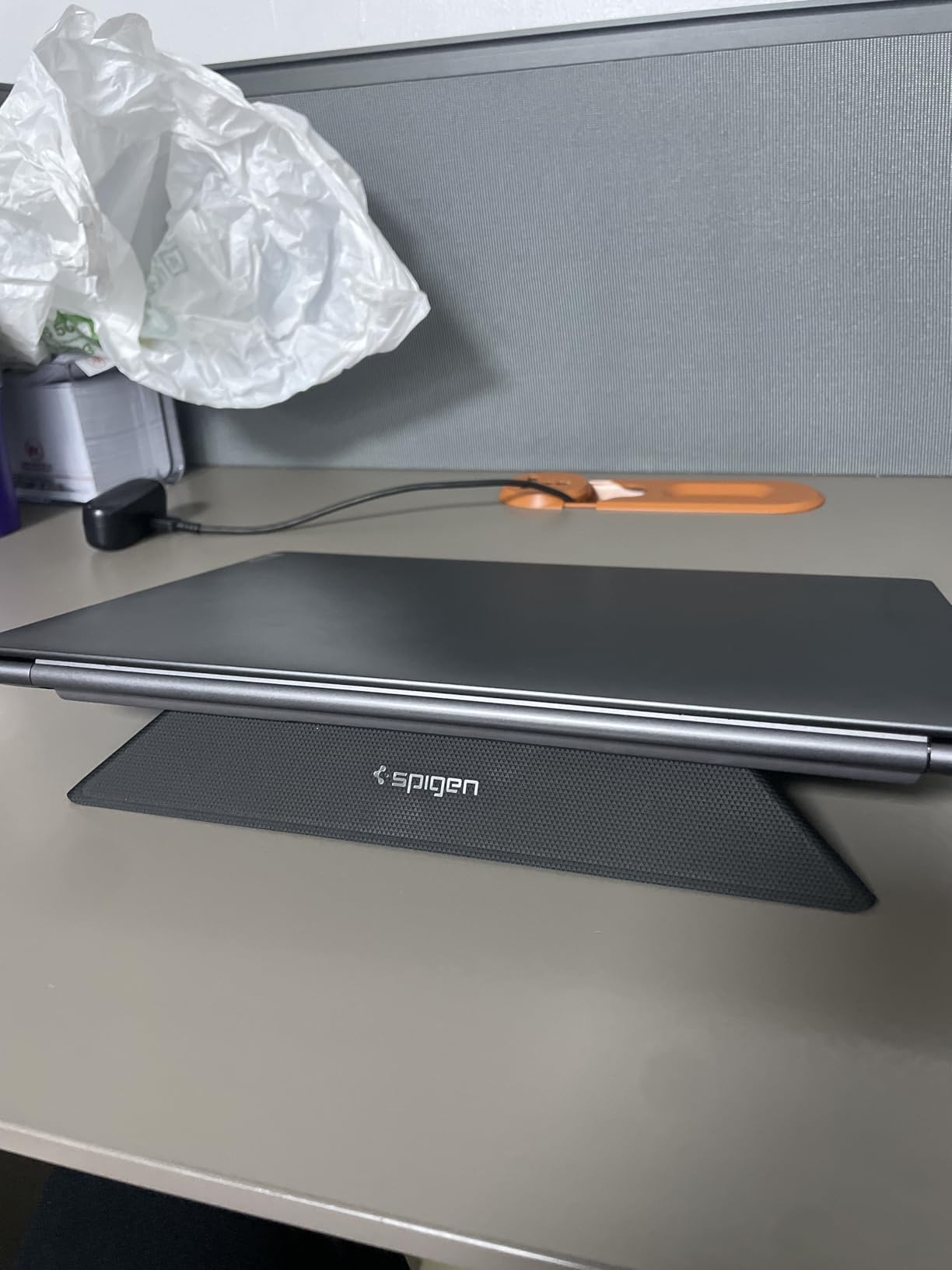 Spigen Slim Fold Portable Laptop Stand Keyboard Riser Foldable Ergonomic Angle Lift Anti-Slip Compatible with MacBook Neo, MacBook Air, MacBook Pro 11