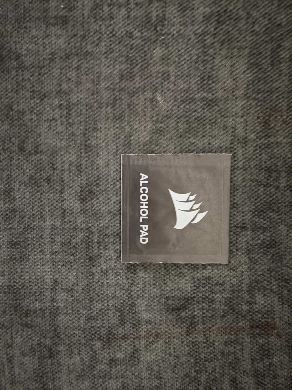 Corsair Sabre v2 PRO Ultralight FPS Wireless Gaming Mouse - 33,000 DPI, 36g Weight, 8,000Hz Hyper-Polling, Up to 70-Hour Battery customer photo 2