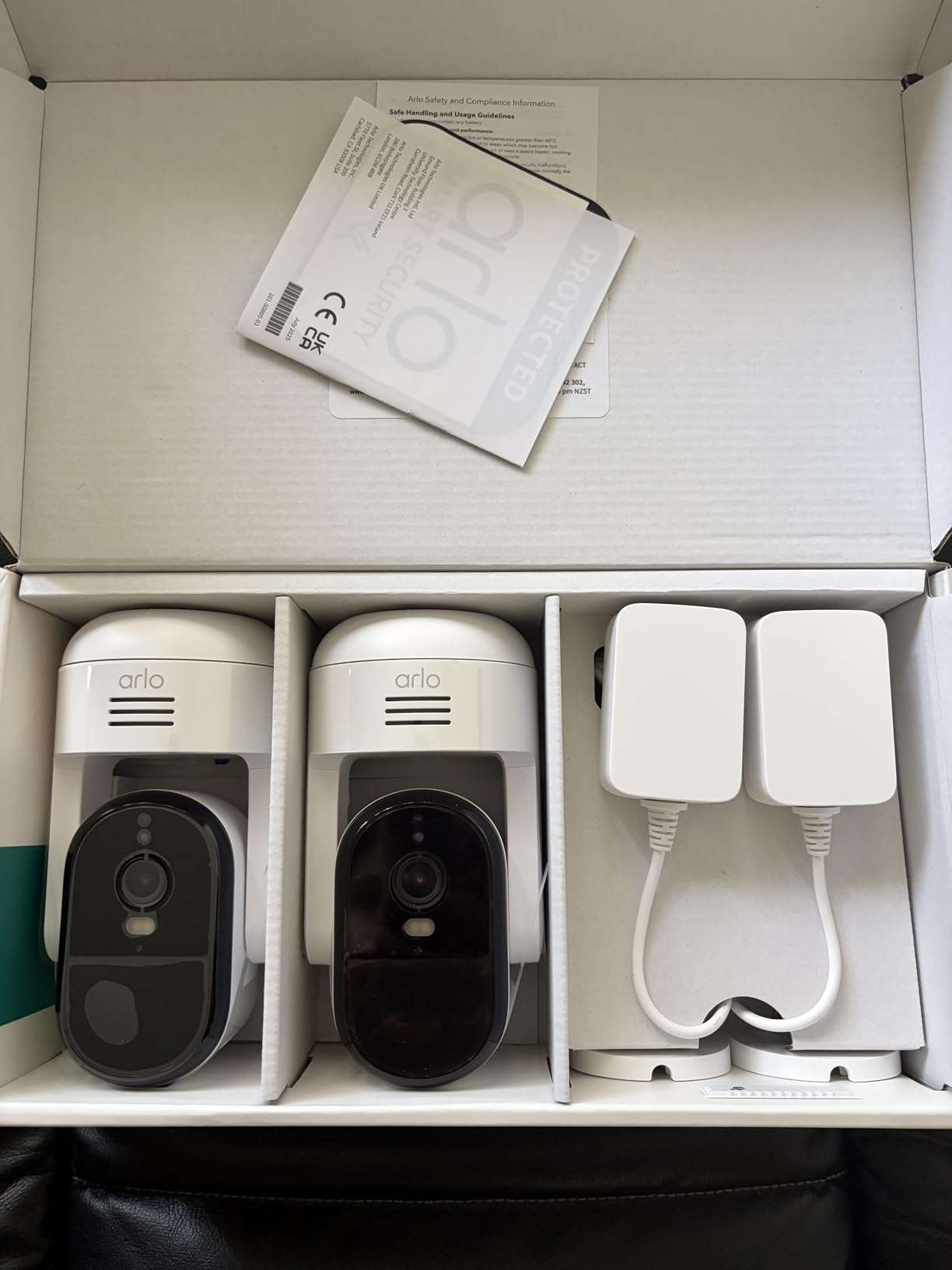 Arlo Essential Pan Tilt Security Camera 2K - Wired Plug-in Power Outdoor Camera, Person Recognition, Package Detection, Animated Preview, Auto Motion Tracking customer photo 1