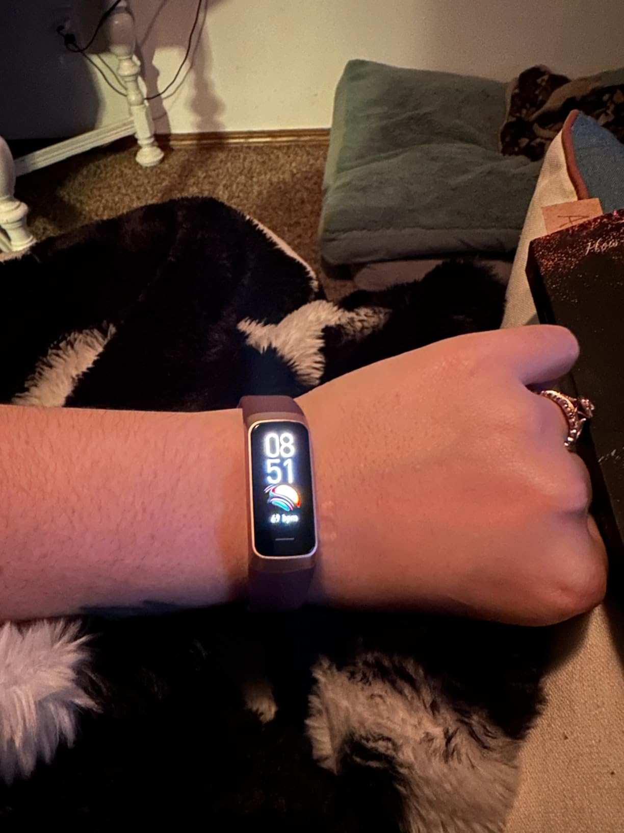 Moremore Fitness Tracker with AMOLED Color Screen, HR/Sleep/Sport Modes customer photo 2