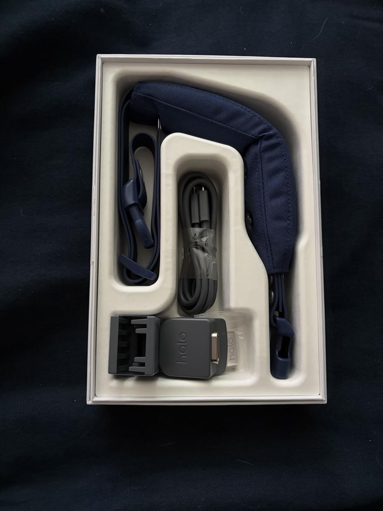 Halo Collar 5 Wireless Dog Fence & GPS Dog Collar, Keep Your Dog Safely Contained Outdoors with App-Controlled Boundaries and Real-Time Tracking, One Size, Midnight customer photo 2