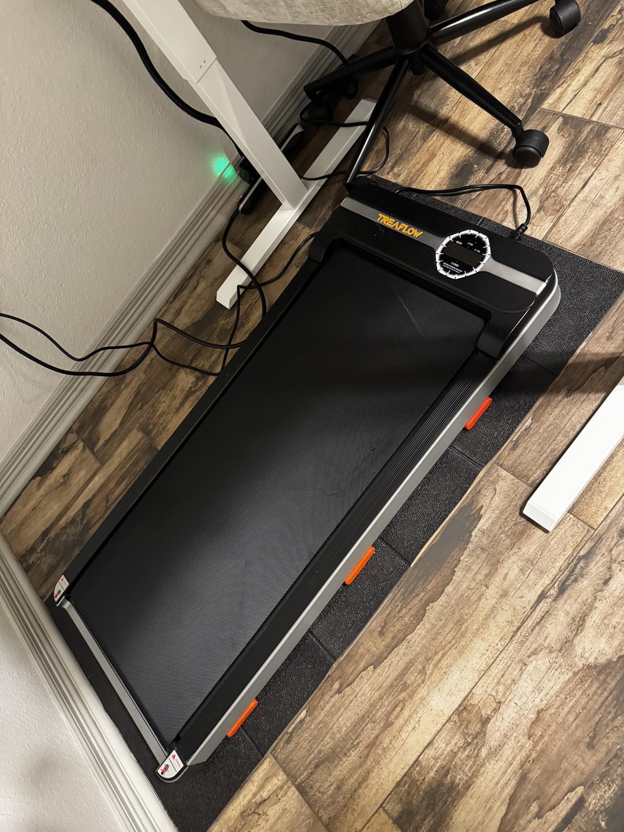Walking Pad Portable Under Desk Treadmill with Incline 2.5HP for Home Office 265 lbs Capacity Remote Control LED customer photo 1