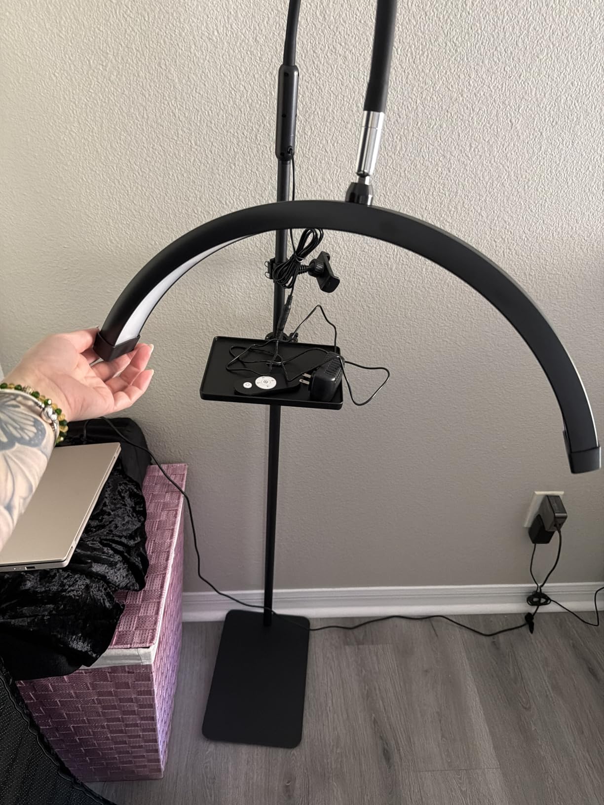 LIONVISON Half Moon Lash Light: 6500K LED Lamp Ring Light with Tray - 360° Flexible Gooseneck Durable Metal Stand - Salon Use for Lash Artists Eyelash Extensions customer photo 1