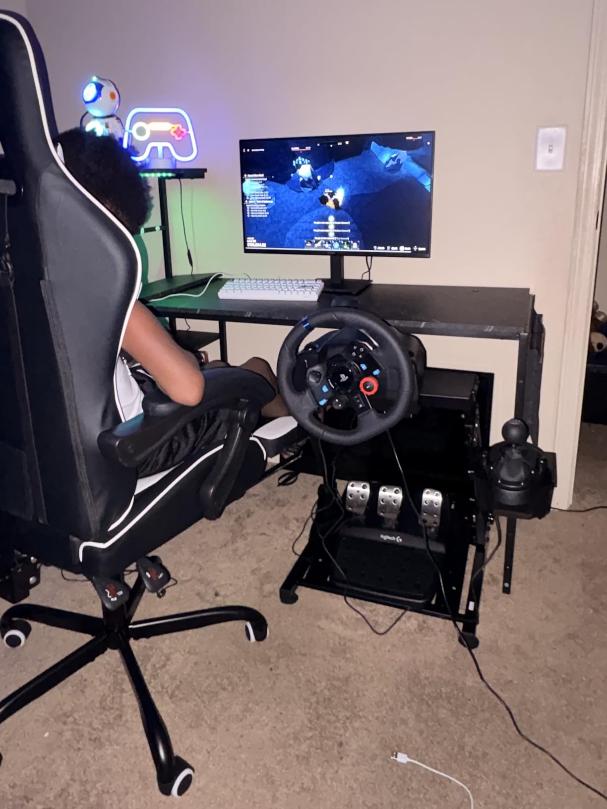 VEVOR Racing Wheel Stand, Adjustable & Foldable Simulator Stand for Logitech G29 G27 G920 G923, Thrustmaster T300RS T300GT T248 TS-PC TSXW Gaming Cockpit customer photo 2