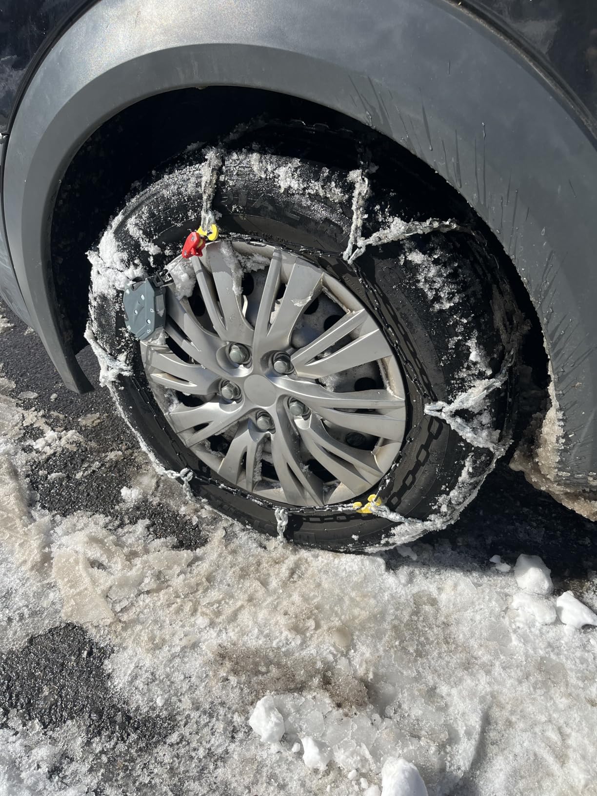 Auto Fixing Snow Chains for Car Tires, Tire Chains for Passenger Cars, Sedan, SUVs, Quick Fit & Easy Installation Snow Tire Chains - Set of 2 (HPK-1550) customer photo 1