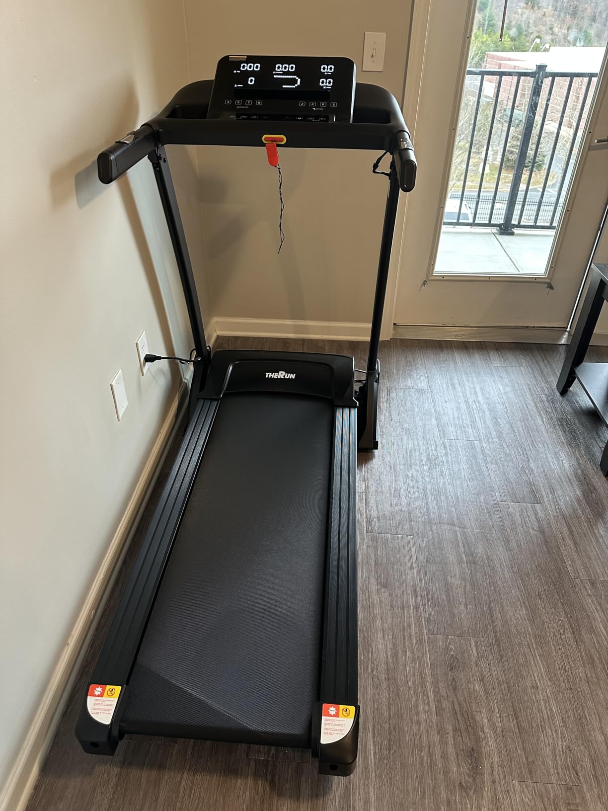 THERUN Incline Treadmill, Treadmills for Running and Walking, 300 lbs Weight Capacity Folding Treadmill with 0-15% Auto Incline, Wide Belt, 3.5 HP, App, Heart Rate customer photo 1