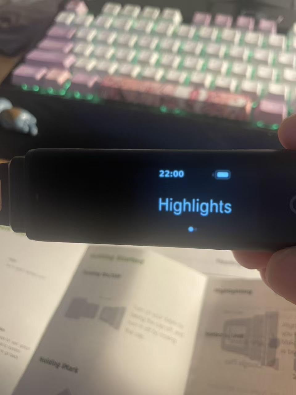 VYU iMark Digital Highlighter, Smart AI Scanner Pen, ChatGPT-4o Powered Scan, OCR Digital Scanning Device, AirDrop Export, for iOS/Android, Best Gift for Students & Book Lovers customer photo 2