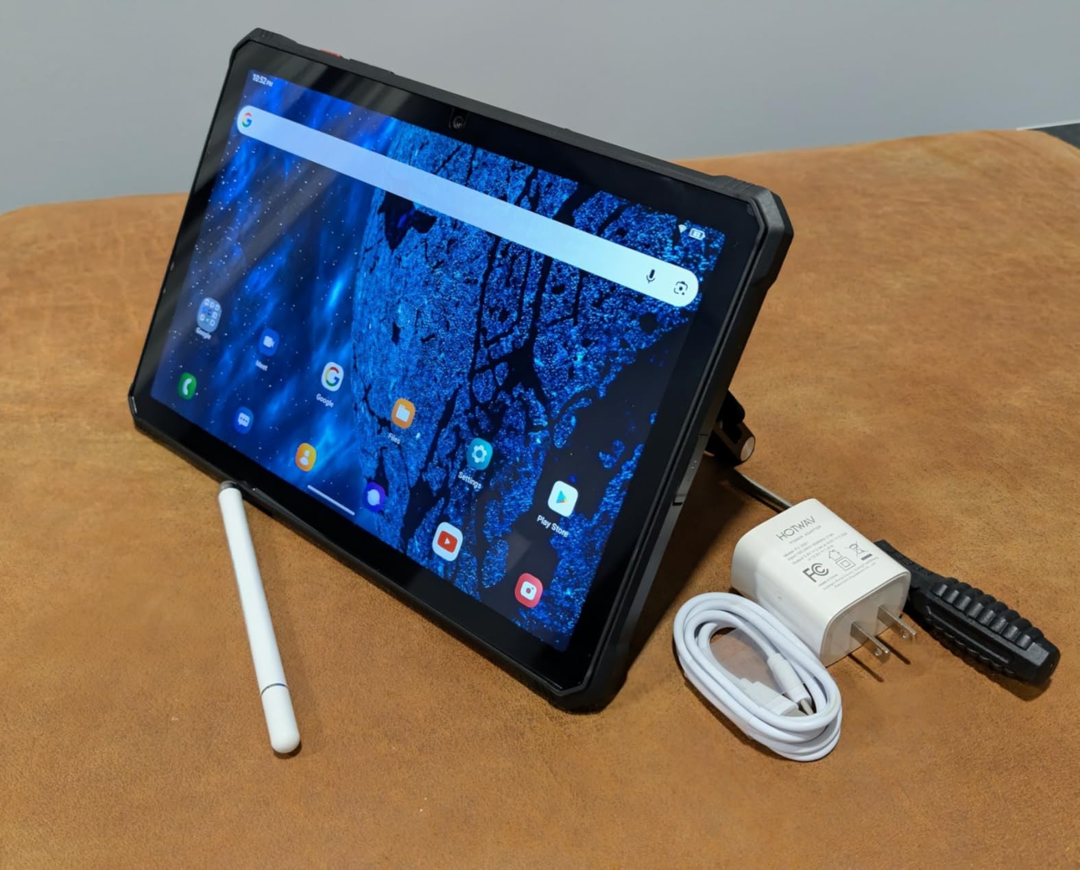 HOTWAV R9 Ultra 5G Rugged Tablet Android 15, 11 inch FHD+ 120Hz 20080mAh Waterproof Tablet with Stylus Pen, 24GB+512GB, 64MP+16MP+20MP customer photo 1