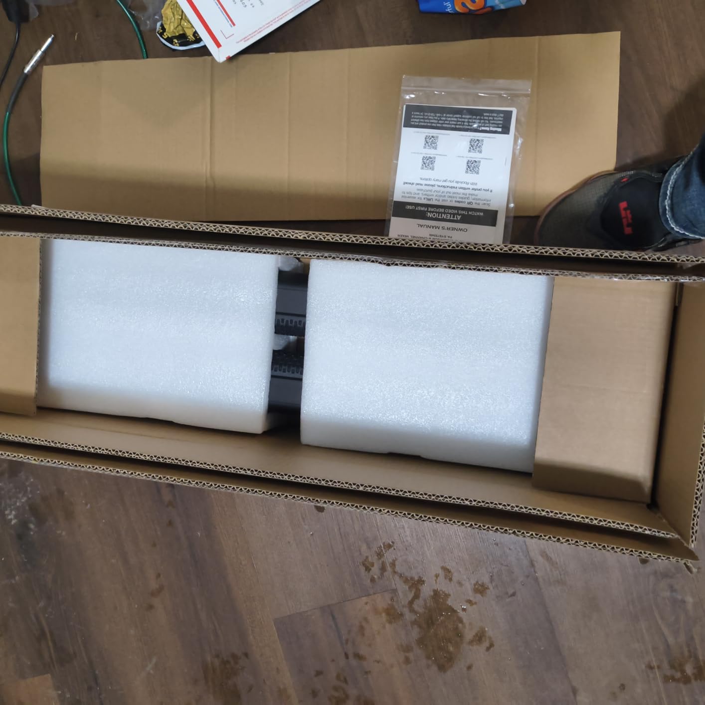 Rockville Titan MIX12A 3200W Peak 12-Inch Powered Column Array PA System with Subwoofer, 8-Channel Mixer, Bluetooth Audio, DSP customer photo 1