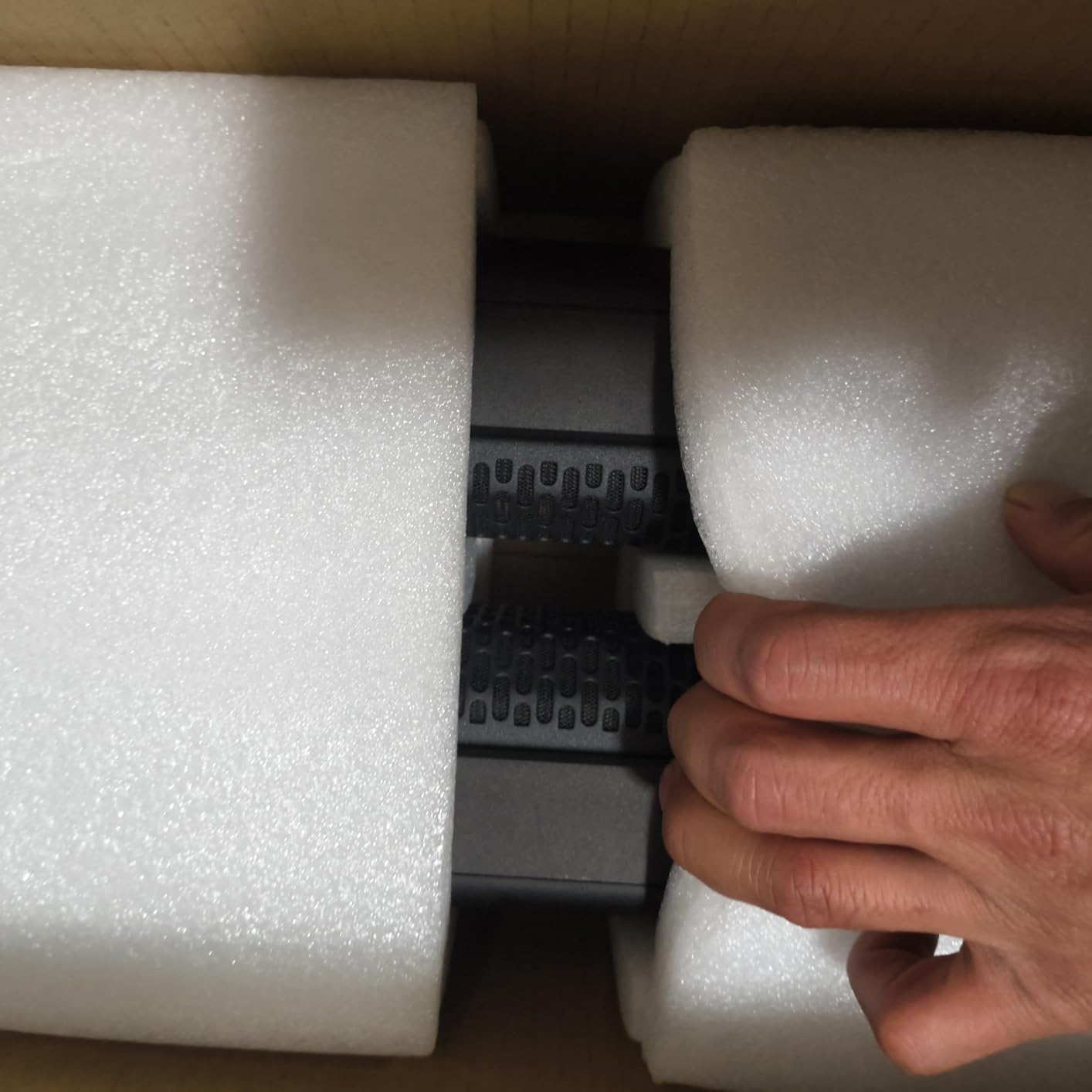 Rockville Titan MIX12A 3200W Peak 12-Inch Powered Column Array PA System with Subwoofer, 8-Channel Mixer, Bluetooth Audio, DSP customer photo 2