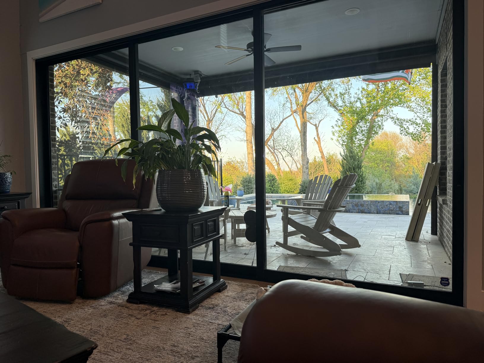 KKI Window Cleaning Robot, Automatic Window Cleaner Robot, AC Power, Dual Spray, Max 3200Pa, AI Path Planning & Edge Detection, for High-Rise Windows, Glass,Door,10xCloths, X3 customer photo 1
