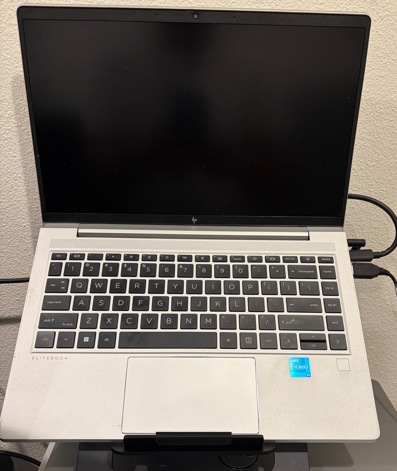 Kensington Adjustable Aluminum Laptop Stand for Desk, Ultra-Slim Lightweight Foldable Portable Notebook Holder, Anti-Slip Silicone Tablet Mount for 10