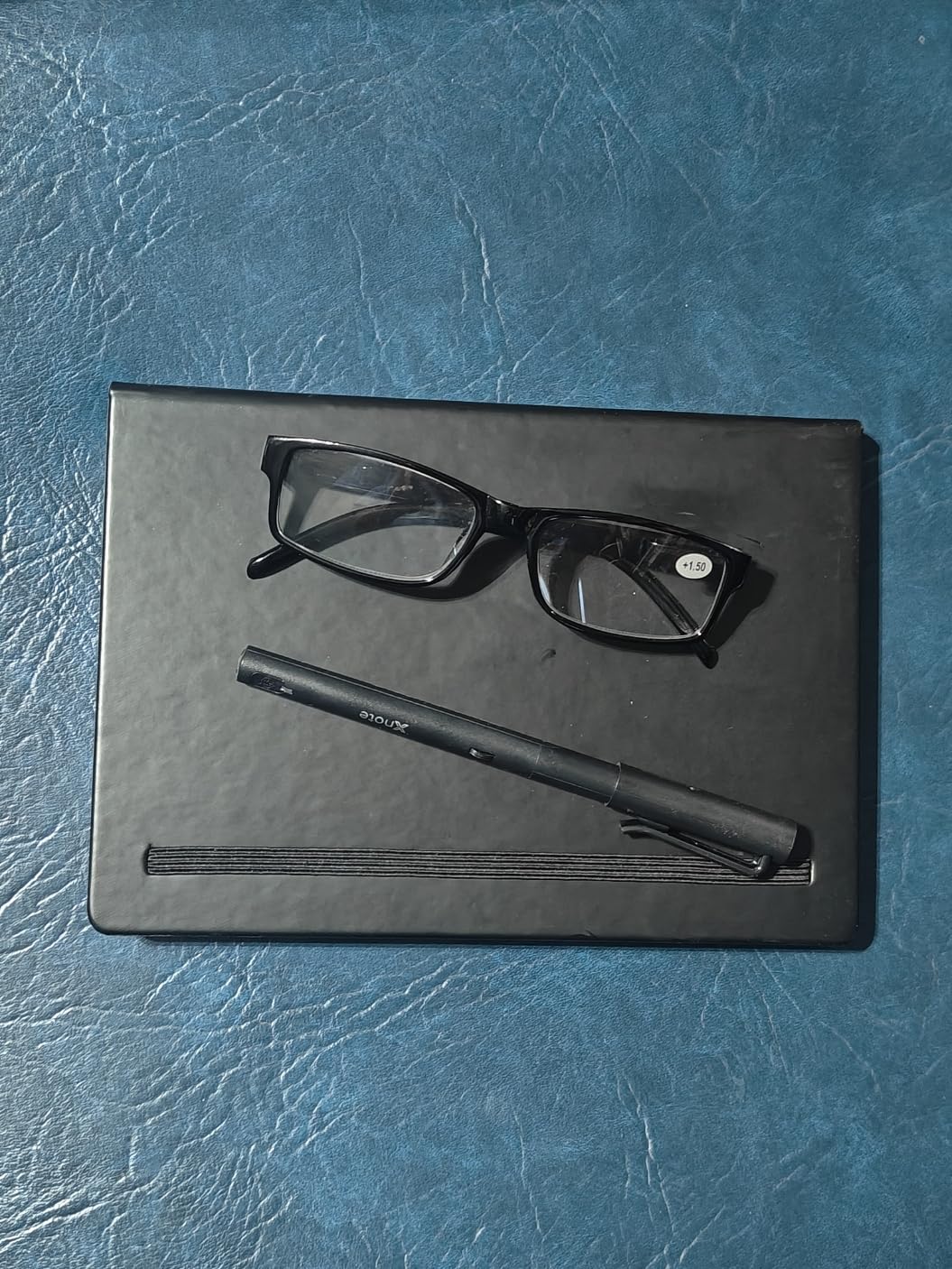 XNote Smart Pen & Notebook Starter Set - AI-Powered Digital Note Taking, Real Paper Writing Syncs to App, Bluetooth Smart Notebook customer photo 2