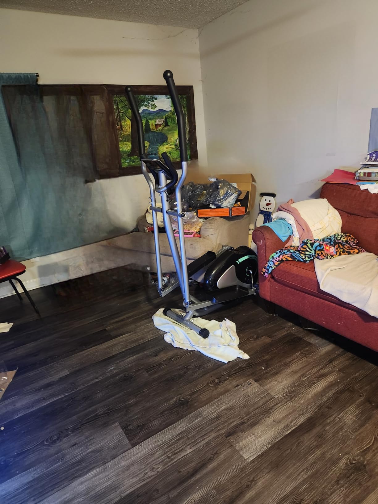 THERUN Elliptical Machine for Home, Hyper-Quiet Elliptical Exercise Machine, Compact Elliptical Trainer w/8 Levels Adjustable Resistance, 6KG Flywheel, Pulse Sensor, LCD Monitor customer photo 1