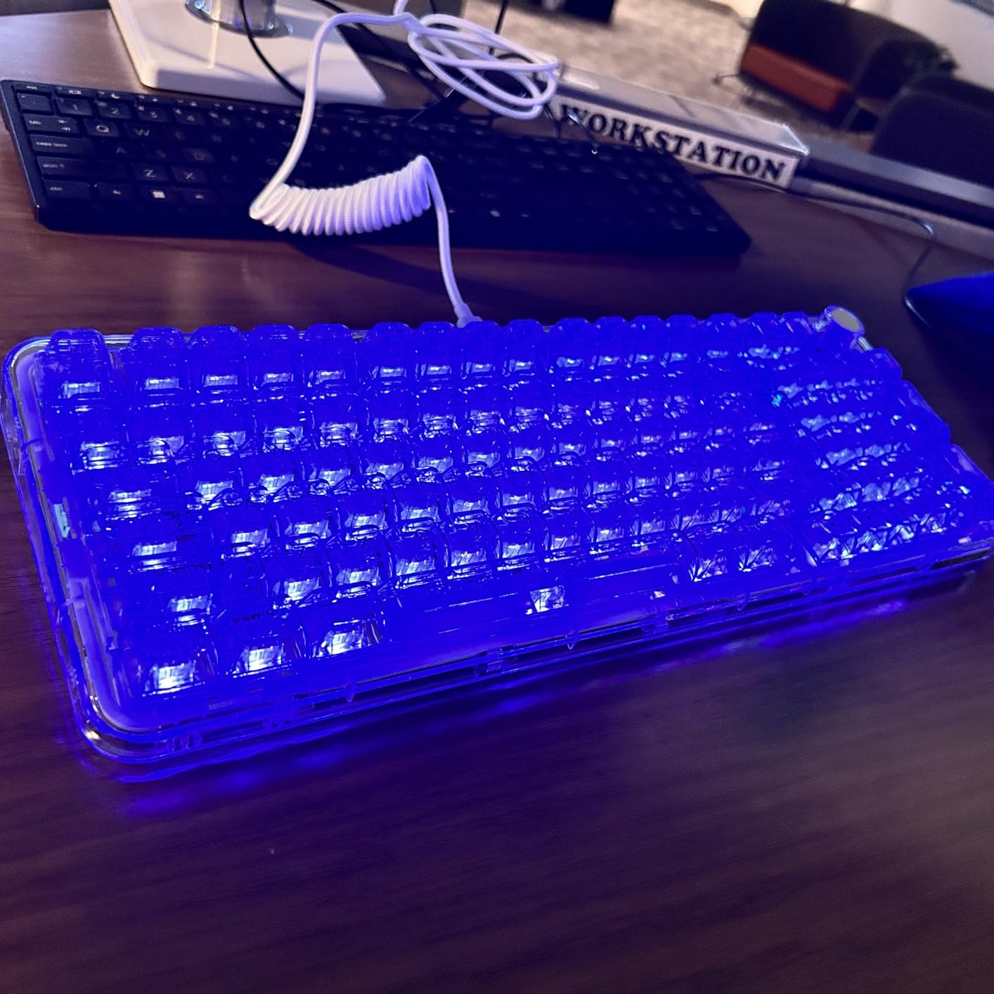YUNZII X98 QMK/VIA Wireless Mechanical Gaming Keyboard with Knob,Tri-Mode BT5.0/USB-C/2.4GHz Hot Swappable Keyboard,Pre-lubed Switches Gasket Mount RGB Backlit for Wins/Mac (White, Crystal Switch) customer photo 1
