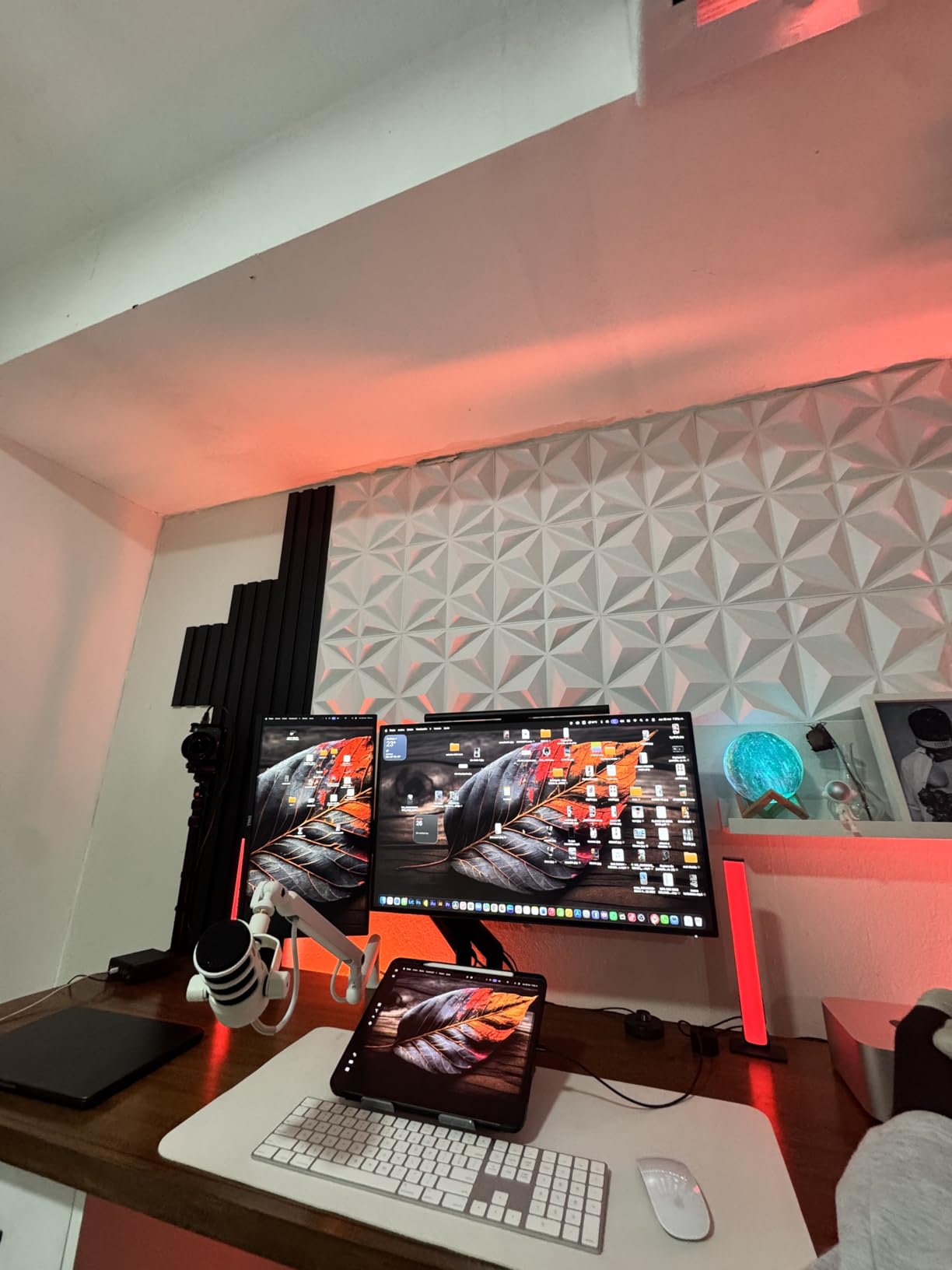 WALI Heavy Duty Single Monitor Arm for 17-49 Inch Flat Curved Ultrawide Screens, up to 33 Lbs, Adjustable Gas Spring Single Monitor Desk Mount for Home Office Gaming, VESA 75/100mm (GSM001XLN), Black customer photo 1