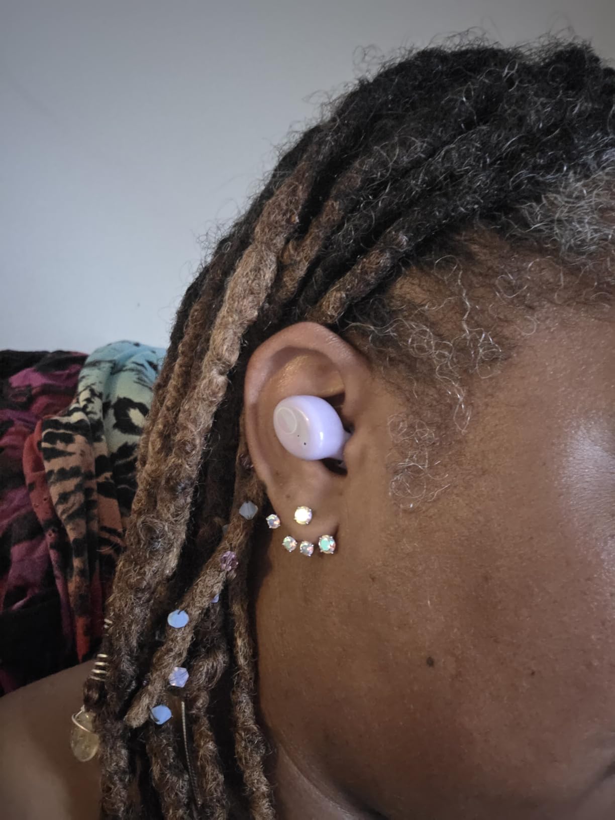 kurdene Active Noise Cancelling Wireless Earbuds Bluetooth Headphones for Sport, Digital Display, 66H Playtime, Deep Bass Sound Ear Buds, Open-Ear Secure Fit for Running, Workout-Black customer photo 1