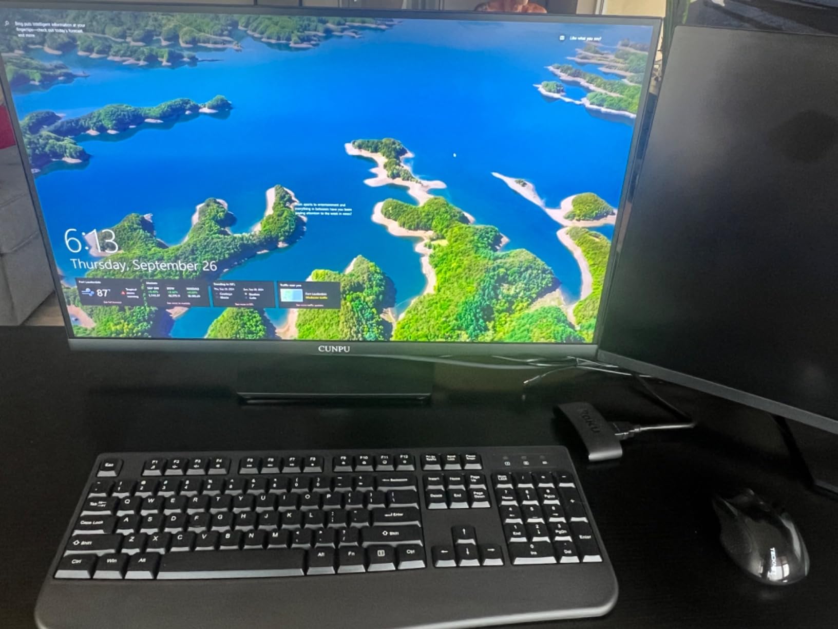 34 Inch Ultrawide Productivity Curved Monitor, 65W USB-C & KVM, 3440x1440 WQHD 165Hz 21:9 R1000 Display, 100% sRGB for Work and Gaming customer photo 1