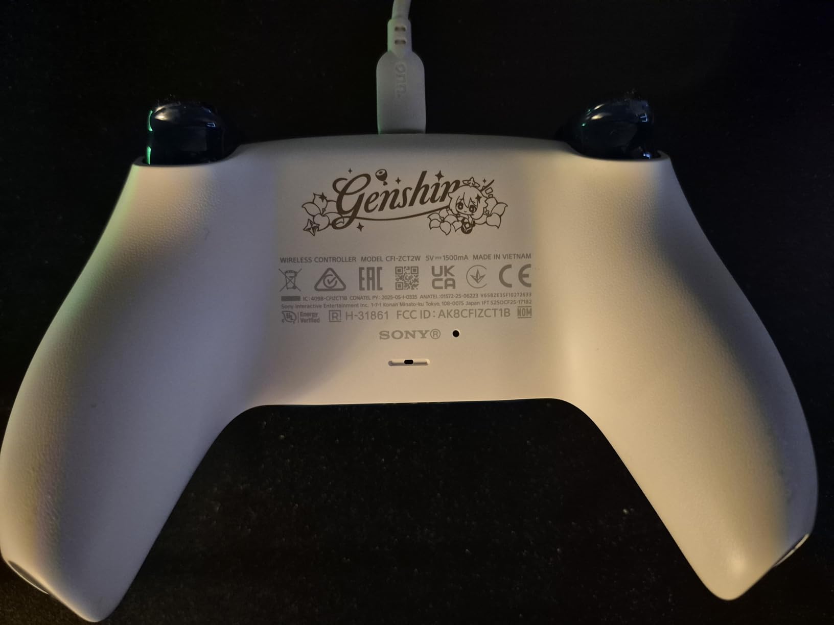 PlayStation DualSense Wireless Controller - Midnight Black customer photo 2