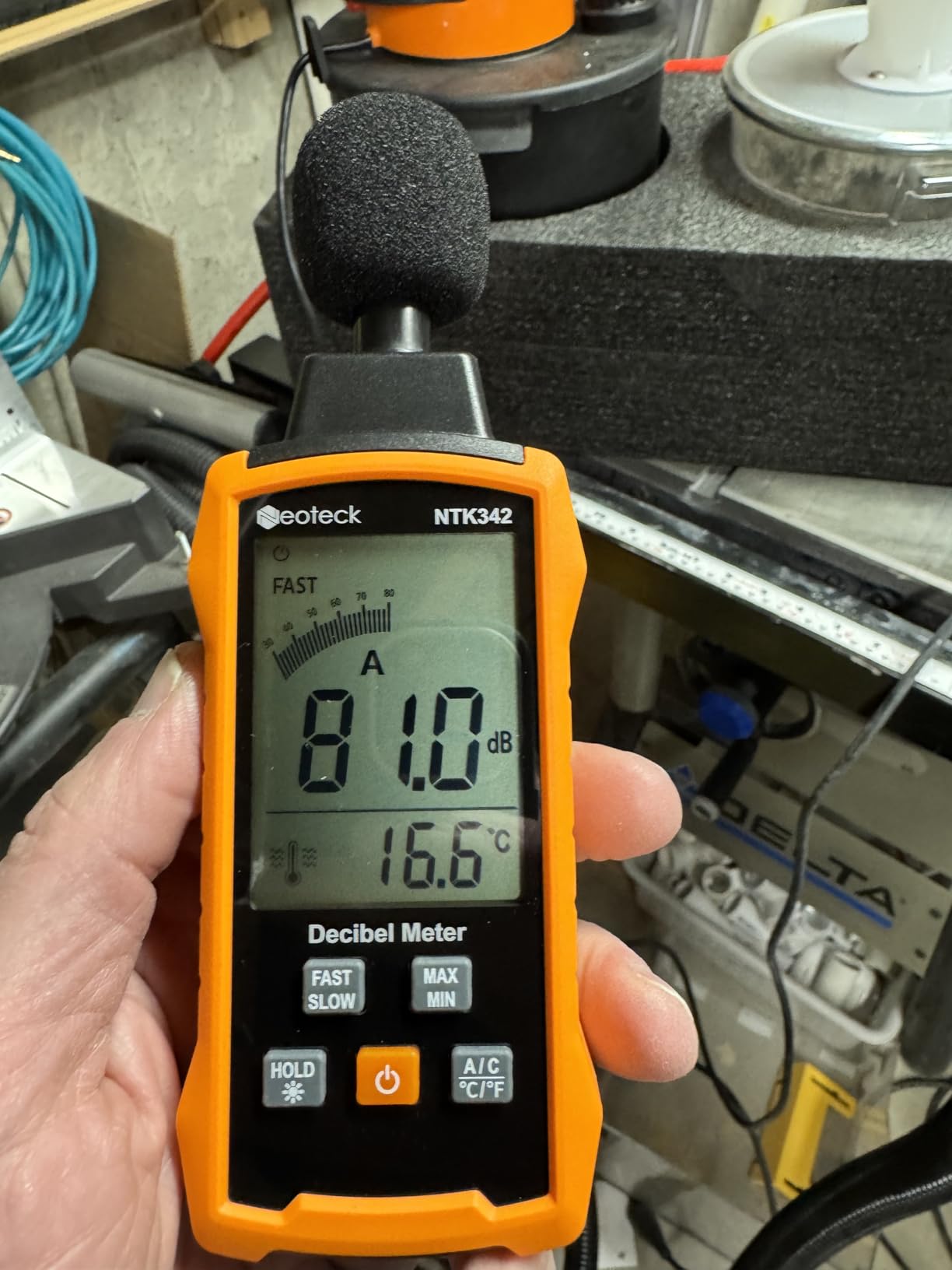 Neoteck 30-130dB Decibel Meter with A/C Weighted Digital Sound Level Meter with MAX/MIN Fast/Slow Response Rate Portable Backlight SPL Meter with Data Hold for Home Office Factories Noisy Neighbors customer photo 1