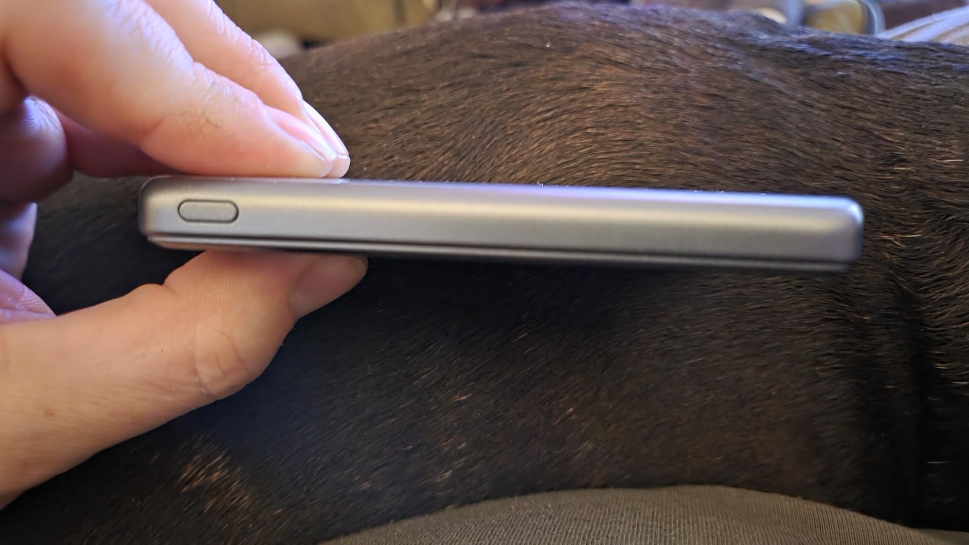 LISEN Qi2 15W Ultra Slim MagSafe Battery Pack,5000mAh Fast Charging MagSafe Power Bank Wireless,Travel Essentials Portable Charger,Magnetic Power Bank for iPhone 17 Pro Max Plus Air e 16 15 14 13 12 customer photo 1