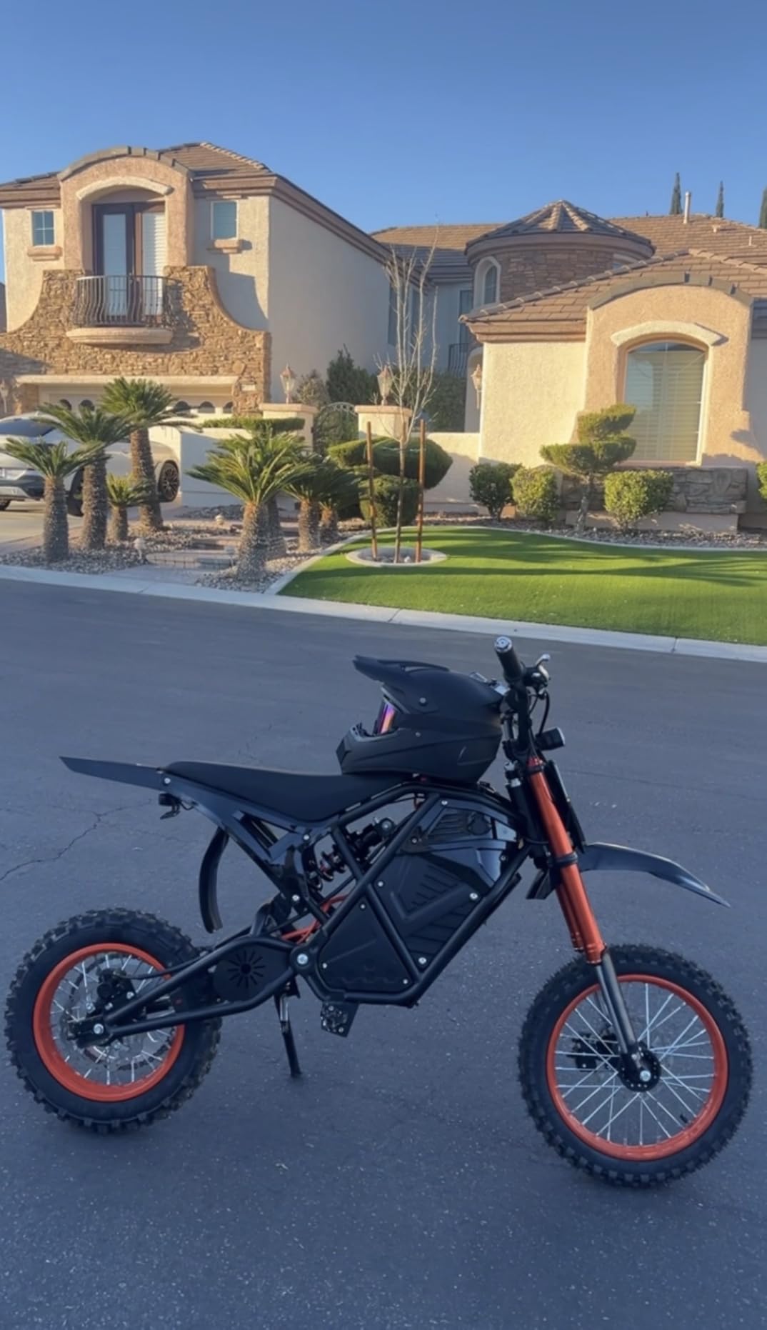 ESKUTE Electric Dirt Bike for Teens Adults, Mid-Drive Motor 3500W Peak, Electric Motorcycle 48V23Ah Battery, 53-Mile Range, 38mph, Hydraulic Nitrogen Dual Shock Absorbers customer photo 1