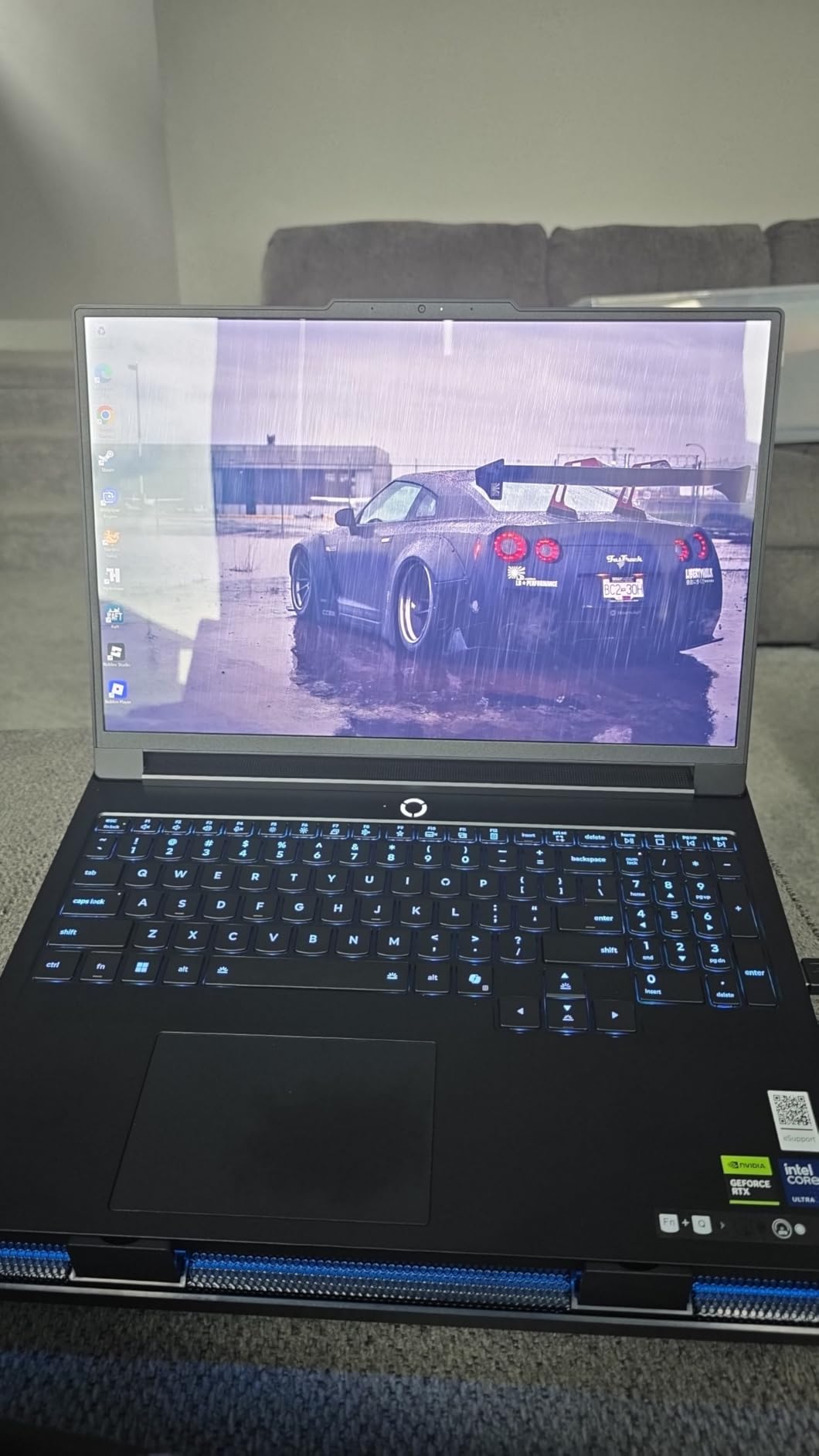 Legion Pro 7i - AI-Powered Gaming Laptop - Intel Core Ultra 7 255HX - 16