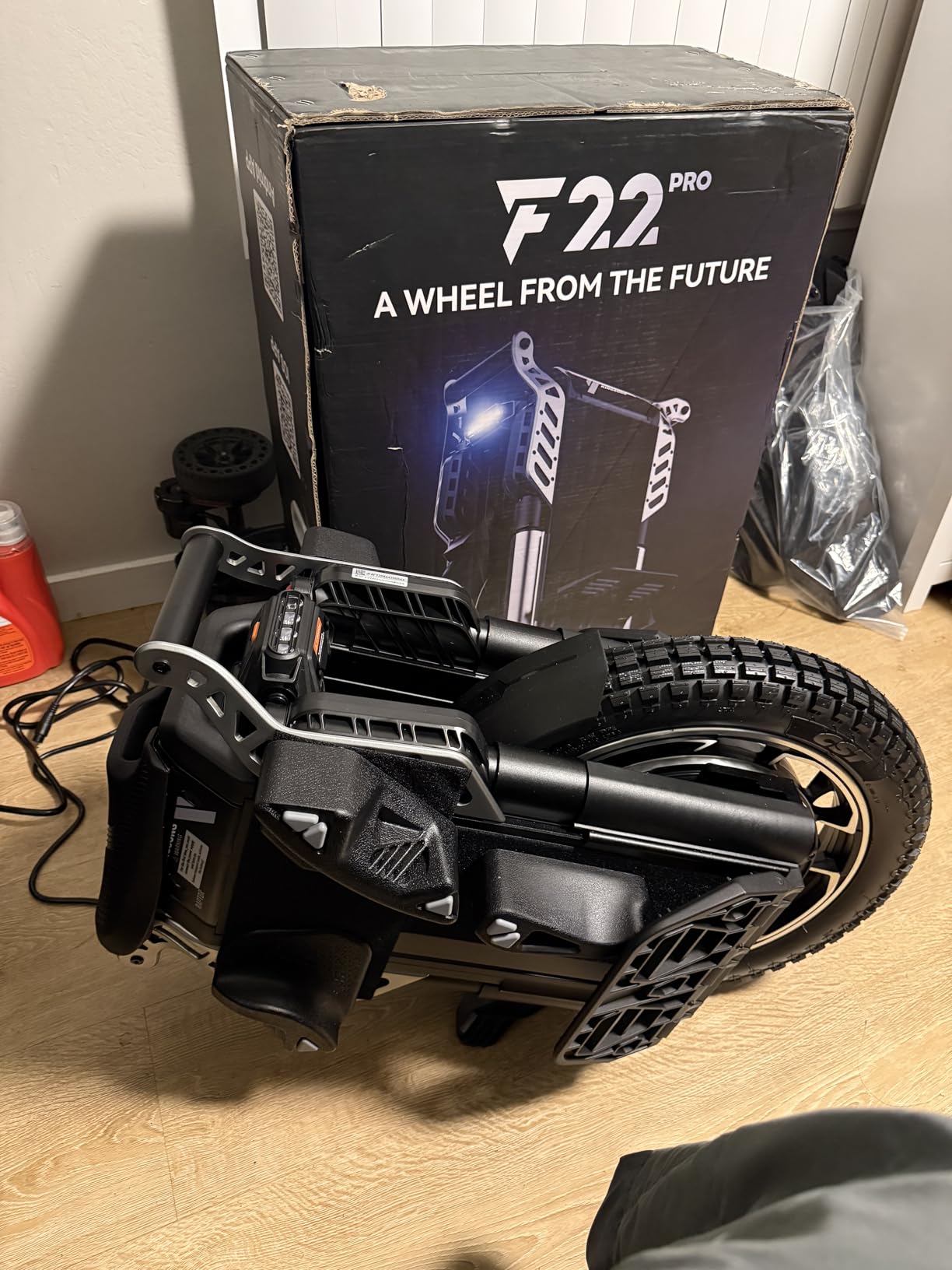 King Song F22PRO Electric Unicycle, Upgraded 180km Range EUC, 12000W Peak Motor, 100mm Suspension, UL2272 Certified Electric Unicycle for Urban Riding (Black) customer photo 1