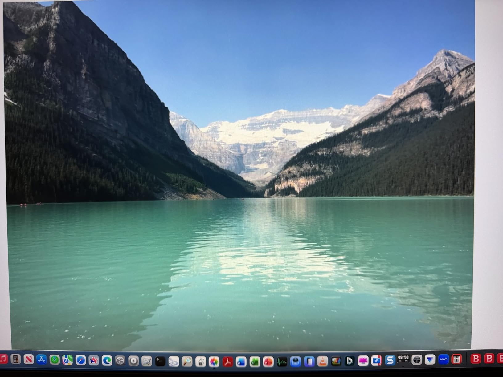 VisionOwl Portable Monitor for Laptop, IPS USB-C HDMI Travel Second Monitor for MacBook Pro Air, PC, PS5, Xbox, Portable Second Screen, Built-in Kickstand, Speakers, VESA Mountable, 15.6 customer photo 2