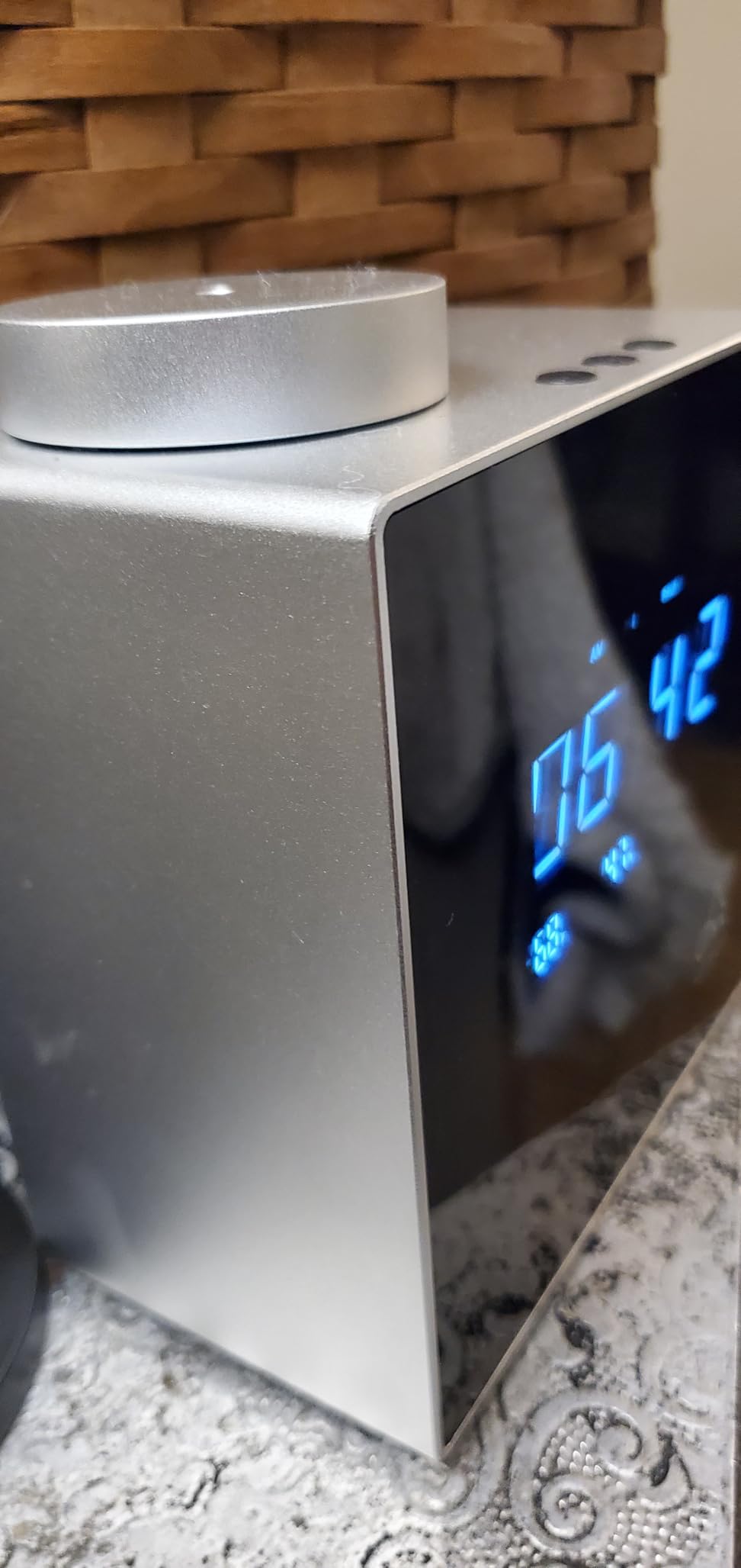 2026 Smart Waterless Diffuser, 2000 Sq.Ft Cold Air Scent Diffuser with Clock & Environmental Display | 7 Fragrance Levels, 9 Timer Settings customer photo 1