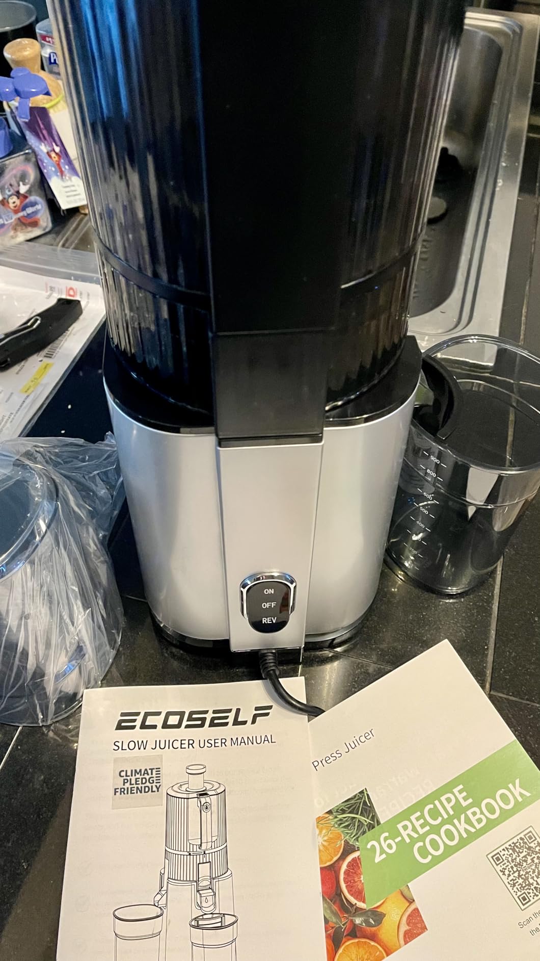 Cold Press Juicer with 3 Filters (For Juice/Sorbet/Nut Milk), Juicer Machines With Wide Mouth Hopper, Self Feeding & Hands-Free Design, Juicer for Family Party, With Pusher, Light Gray customer photo 1