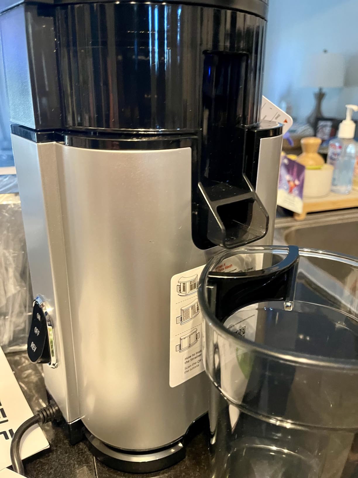 Cold Press Juicer with 3 Filters (For Juice/Sorbet/Nut Milk), Juicer Machines With Wide Mouth Hopper, Self Feeding & Hands-Free Design, Juicer for Family Party, With Pusher, Light Gray customer photo 2