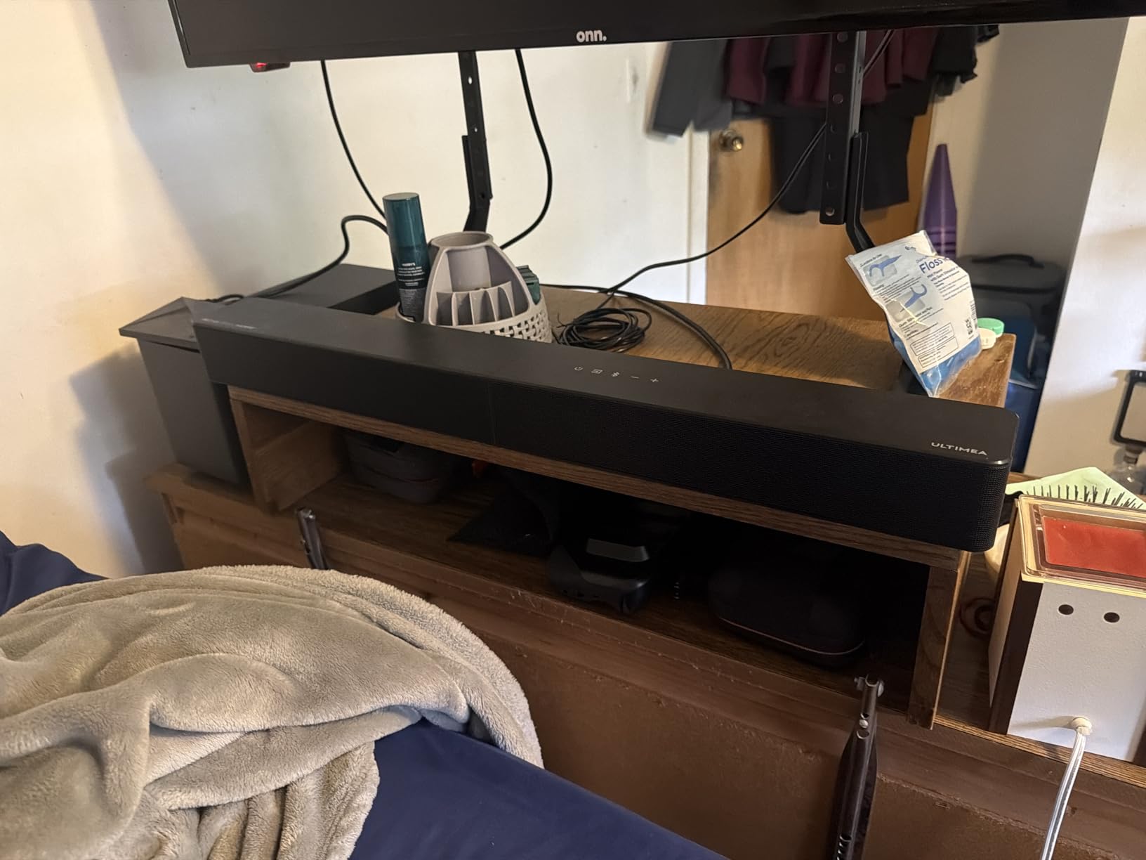 ULTIMEA 2.1ch Surround Sound Bar with Wireless Subwoofer, VoiceMX & BassMX, App Control, 240W Peak Power Soundbar for Smart TV, Adjustable Bass, HDMI, Optical, Bluetooth 6.0, Poseidon M30 (2026 Model) customer photo 1