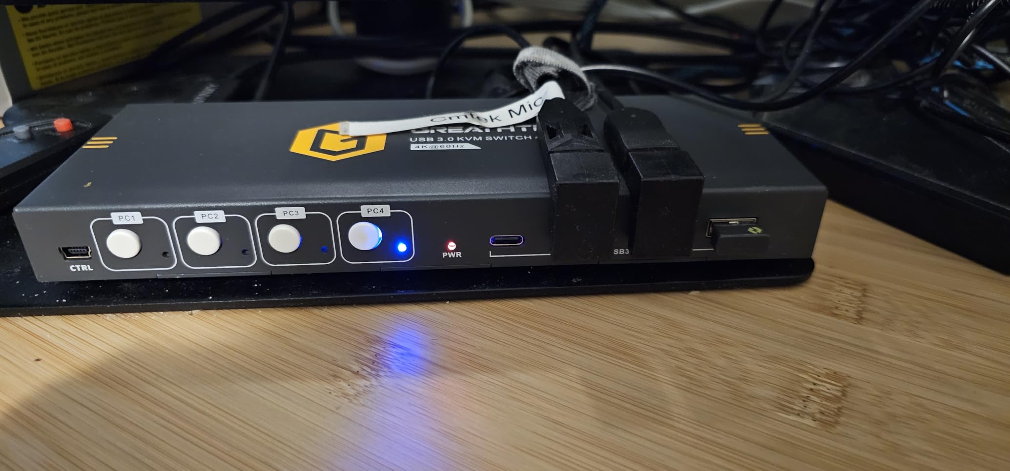 8K HDMI KVM Switch 2 Monitors 2 Computers,8K@60HZ USB3.0 Dual Monitors KVM Switches for 2 PC/Laptops Share Mouse Keyboard and 2 Screens,with 2 USB Cables/Controller,EDID Adapative,Plug&Play customer photo 2