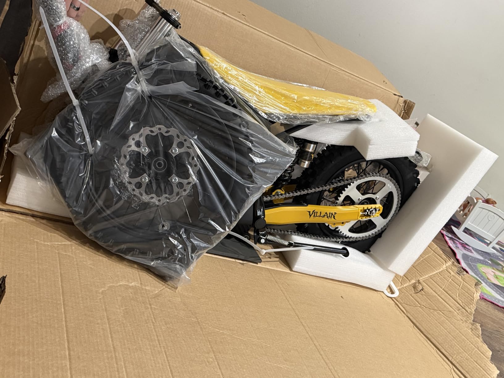 Heybike Villain Electric Dirt Bike with 4160W Motor, 52V 26AH E Dirt Bike, 14/12