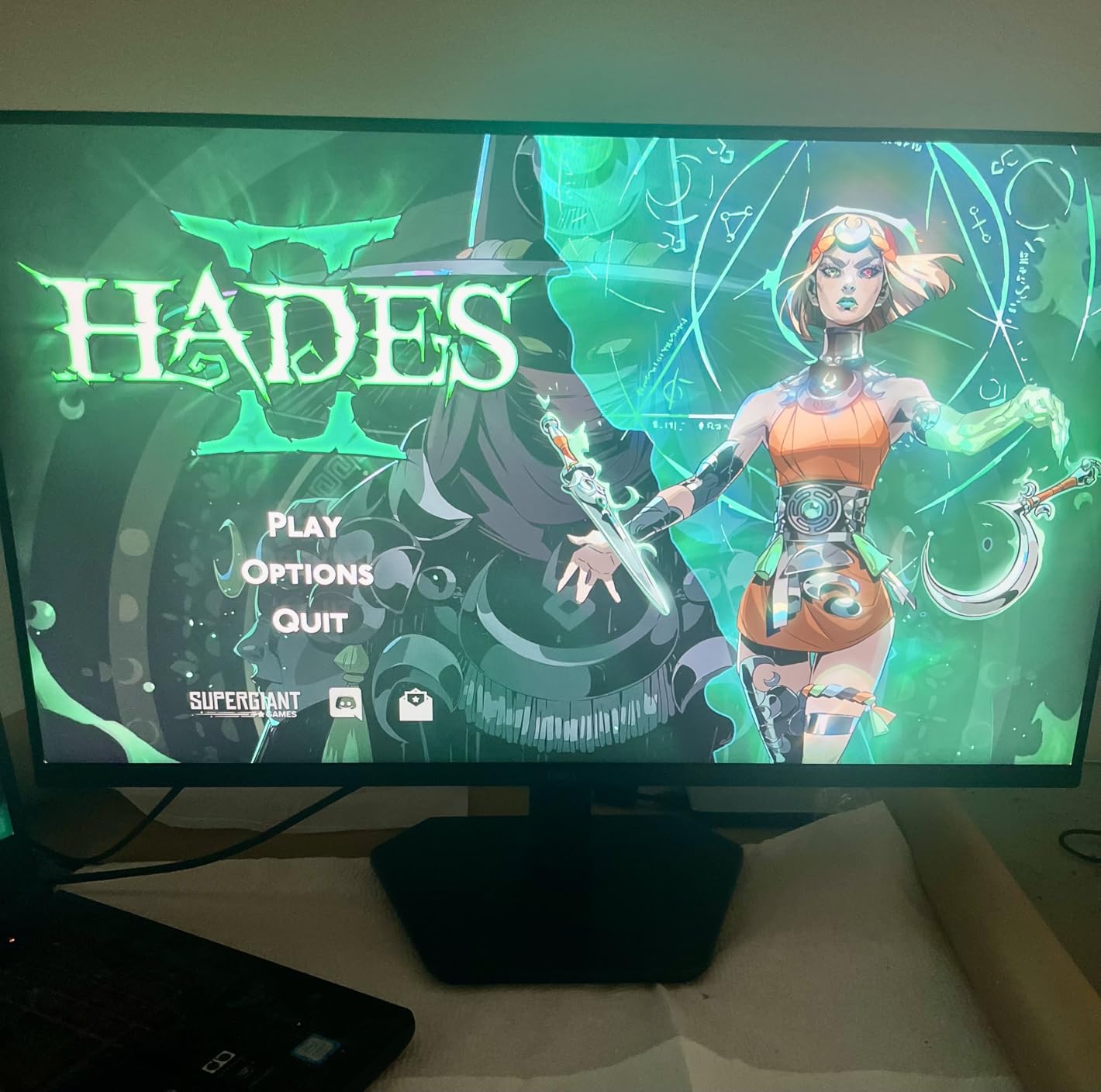 Dell 24 240Hz Gaming Monitor - SE2426HG - 23.8-inch FHD (1920x1080) 240Hz Display, IPS, AMD FreeSync Premium, TÜV 3-Star, 2X HDMI, DisplayPort 1.4 customer photo 2