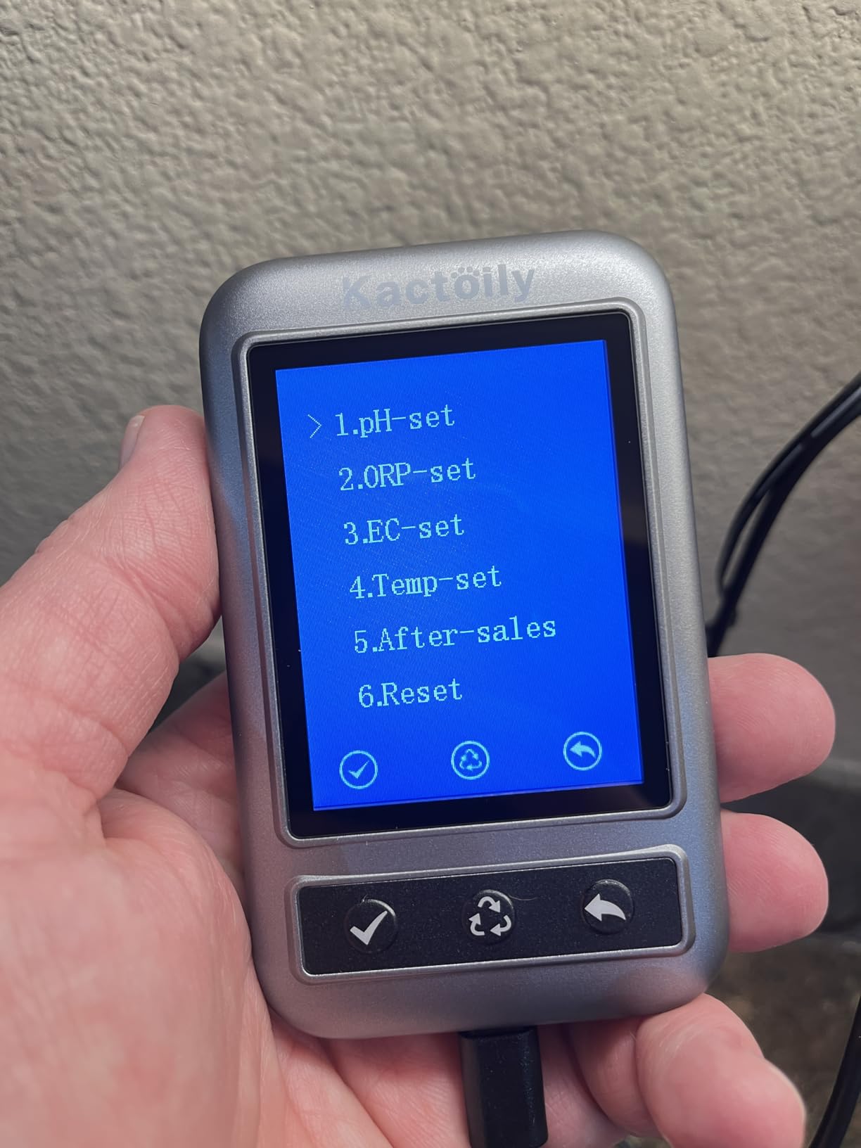 kactoily WiFi Aquarium Water Quality Monitor - 7 Parameter Digital Aquarium Water Tester for pH ORP EC TDS Salinity SG Temp, Freshwater & Saltwater Tanks customer photo 2