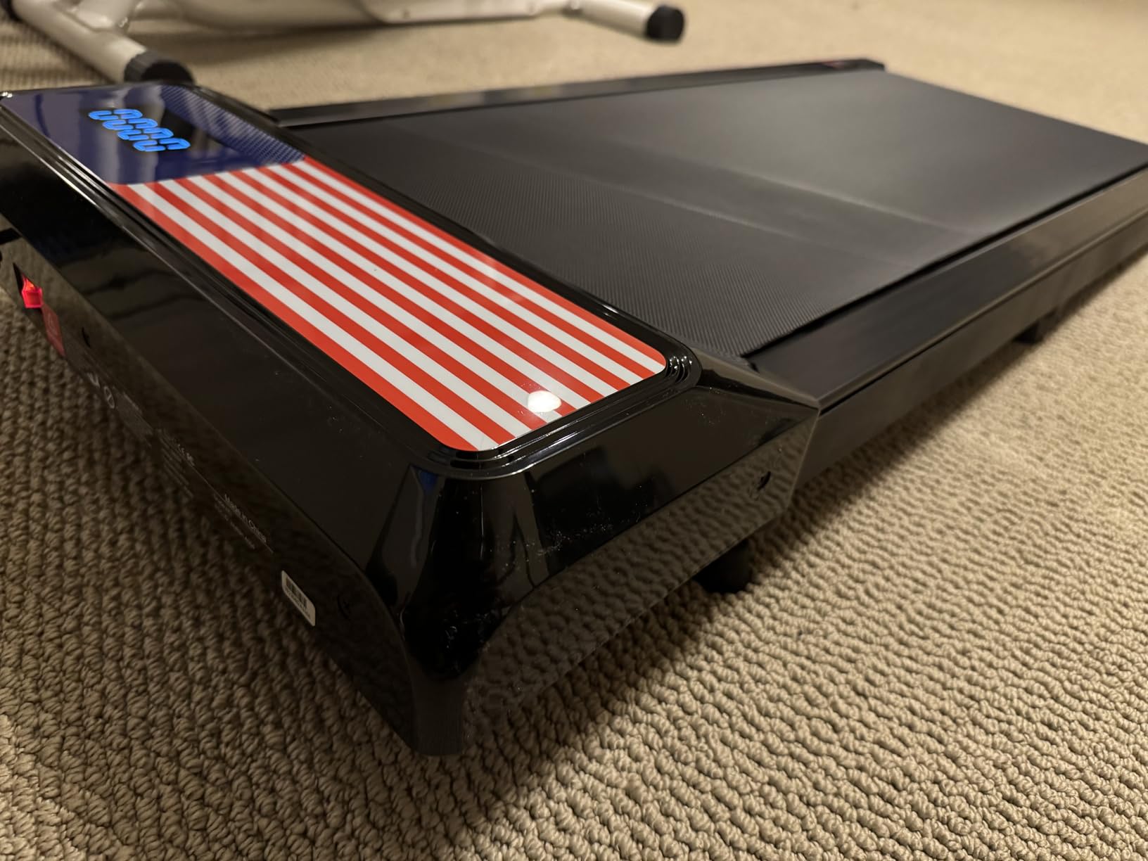 Walking Pad Treadmill with 5% Incline, Under Desk Treadmill for Home Office, 2.5HP Quiet Portable Walking Pad, 265 lbs Capacity, Compact Treadmill for Small Spaces with 15