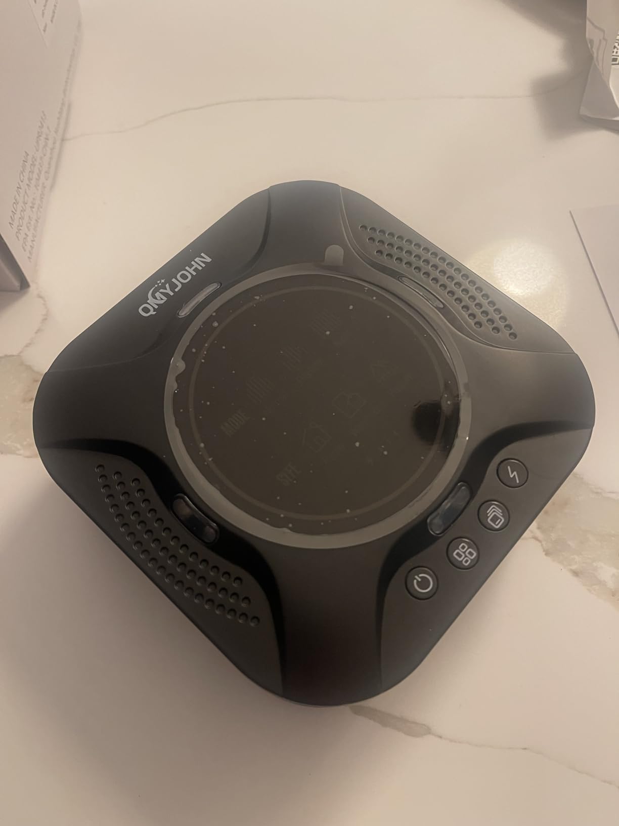 Indoor Ultrasonic Pest Repeller Plug-in, with a Display Screen & LED Strobe Light, Effectively Repels Mice, Squirrels, Roaches & Other Rodents up to 3900 Sq.Ft. Suitable for Attics, Garages, etc. customer photo 1