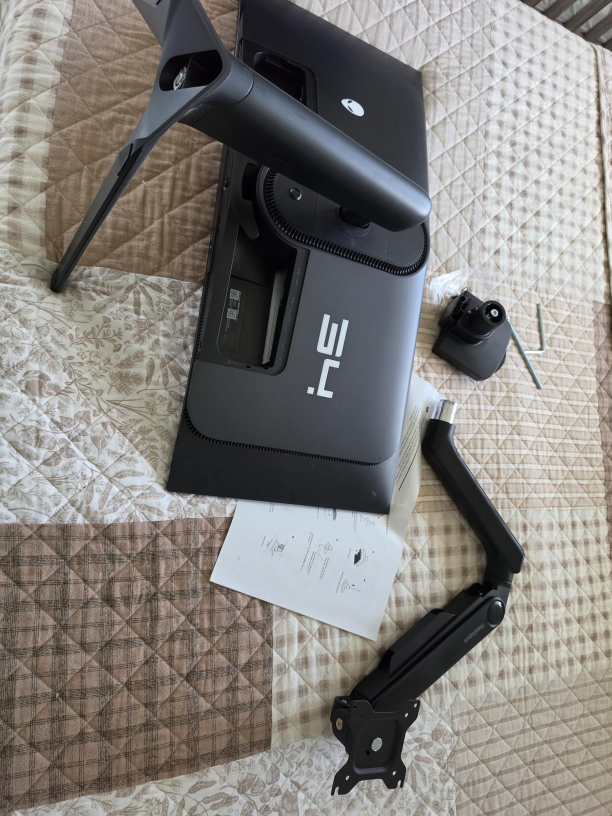 FlexiSpot Heavy Duty Monitor Arm for Ultrawide Screen up to 49