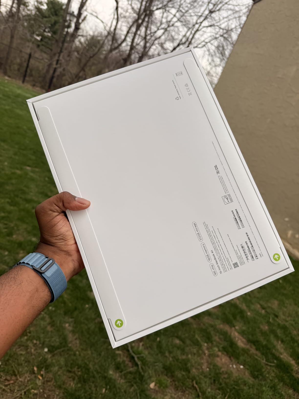 Apple 2026 MacBook Air 15-inch Laptop with M5 chip: Built for AI, 15.3-inch Liquid Retina Display, 16GB Unified Memory, 512GB SSD, 12MP Center Stage Camera, Touch ID, Wi-Fi 7; Midnight customer photo 1