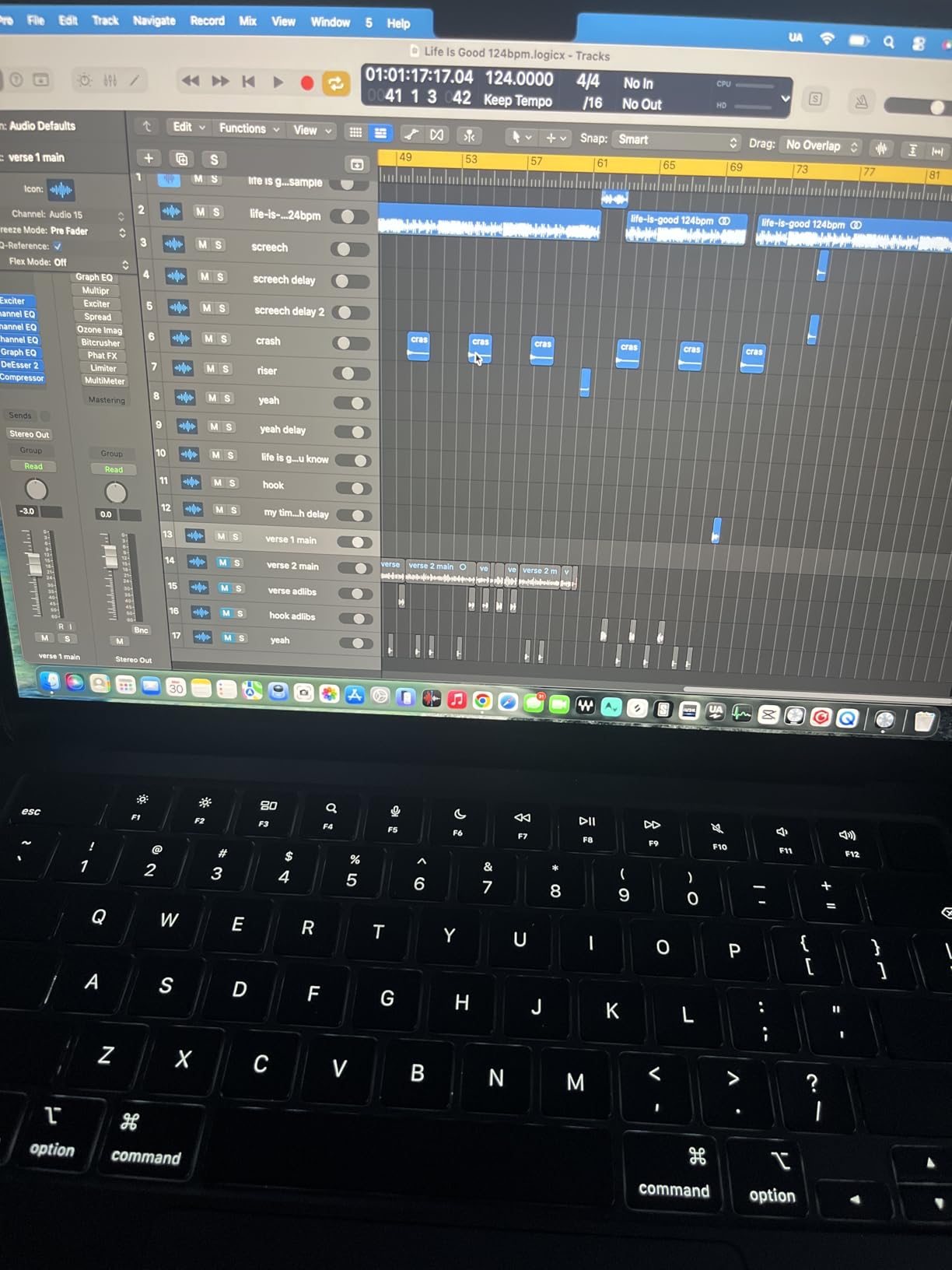 Apple 2026 MacBook Air 13-inch Laptop with M5 chip: Built for AI, 13.6-inch Liquid Retina Display, 16GB Unified Memory, 512GB SSD, 12MP Center Stage Camera, Touch ID, Wi-Fi 7; Sky Blue customer photo 2