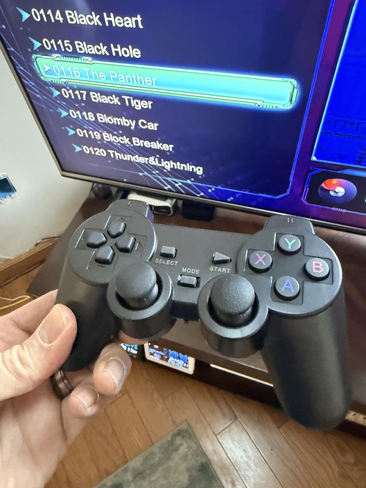 Retro Game Console, Wireless Retro Game Console, Built-in 9 Emulators, 4K HDMI Output, Dual 2.4GHz, Built-in 24500 Games, Plug and Play Video Games customer photo 2