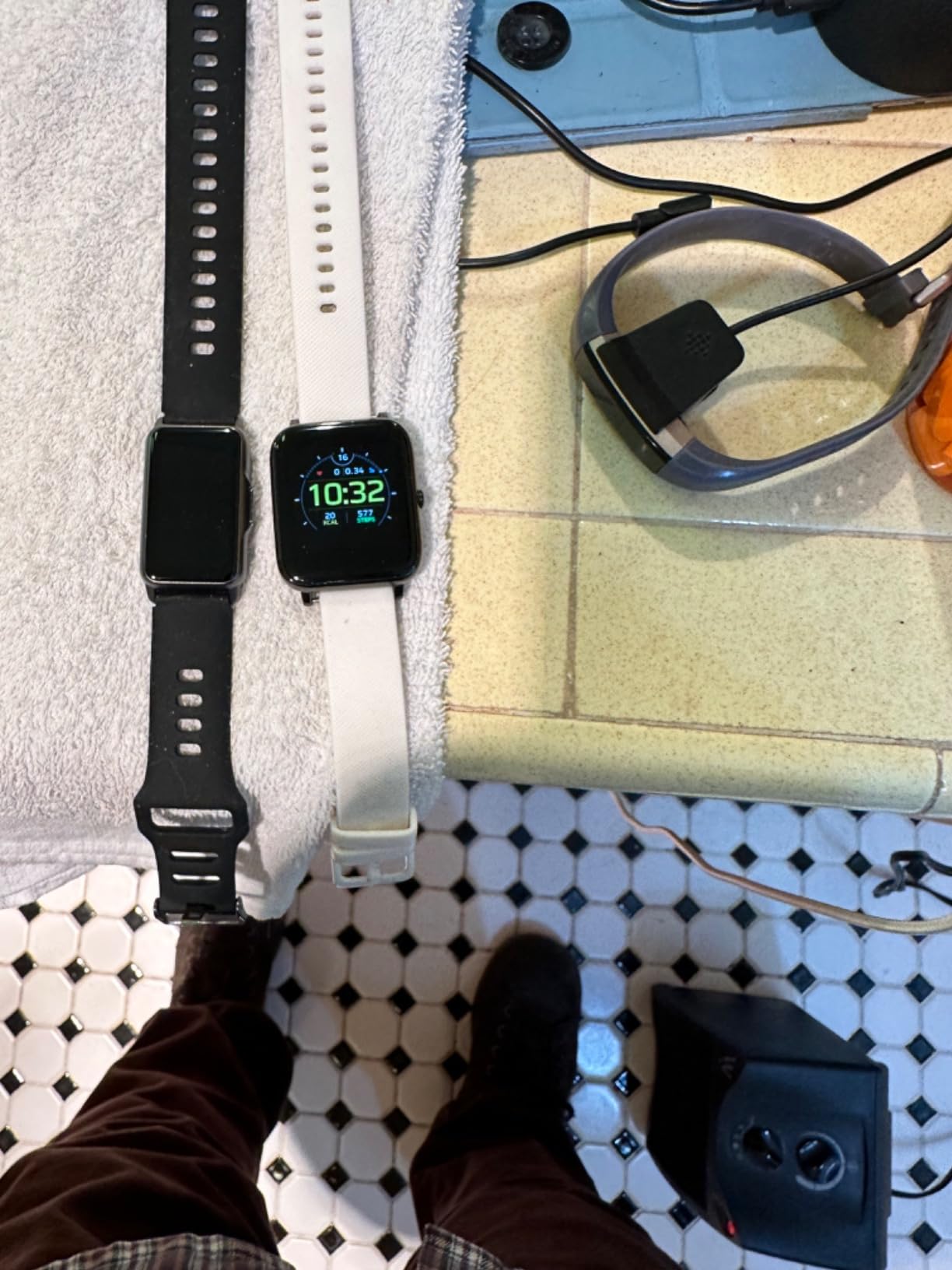 Smart Watch Fitness Tracker with 24/7 Heart Rate, Blood Oxygen Blood Pressure Monitor Sleep Tracker 120 Sports Modes Activity Trackers Step Calorie Counter IP68 Waterproof for Andriod iPhone Women Men customer photo 2