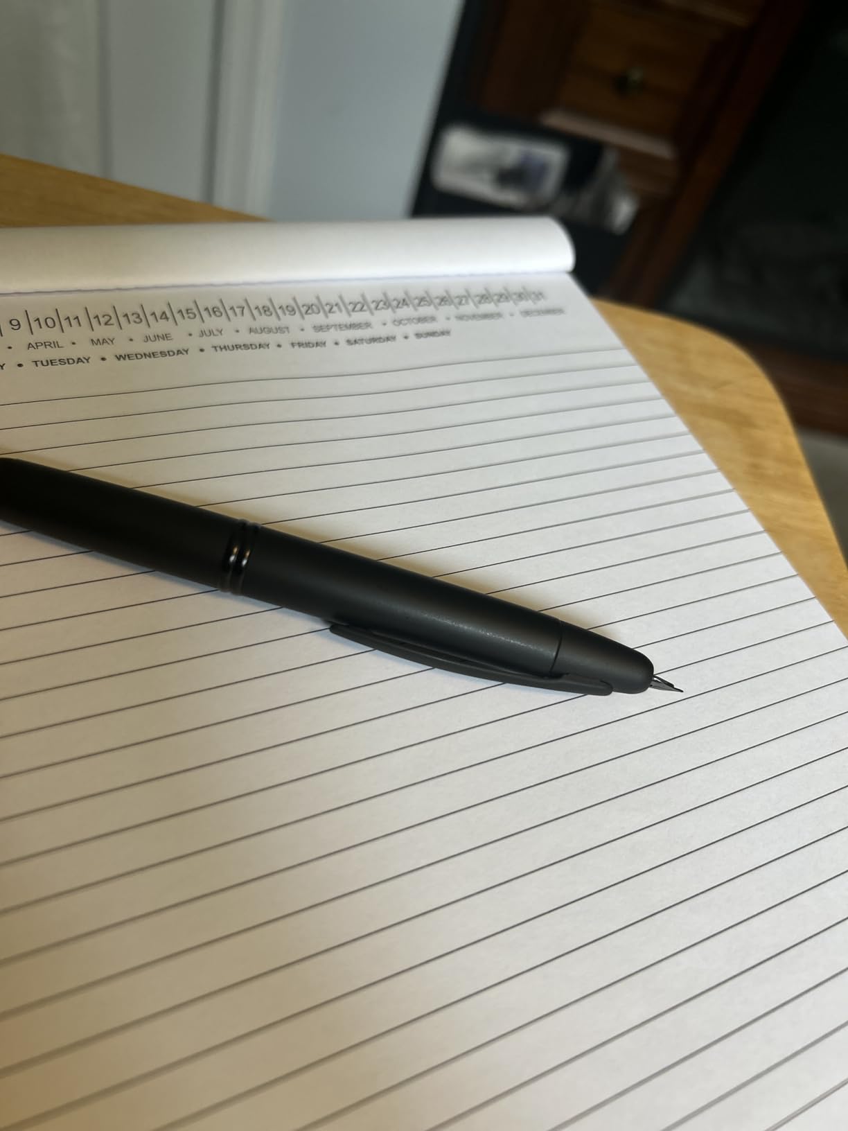 Pilot Vanishing Point Collection Retractable Fountain Pen, Red with Gold Accents, Blue Ink, Fine Nib (60167) customer photo 1